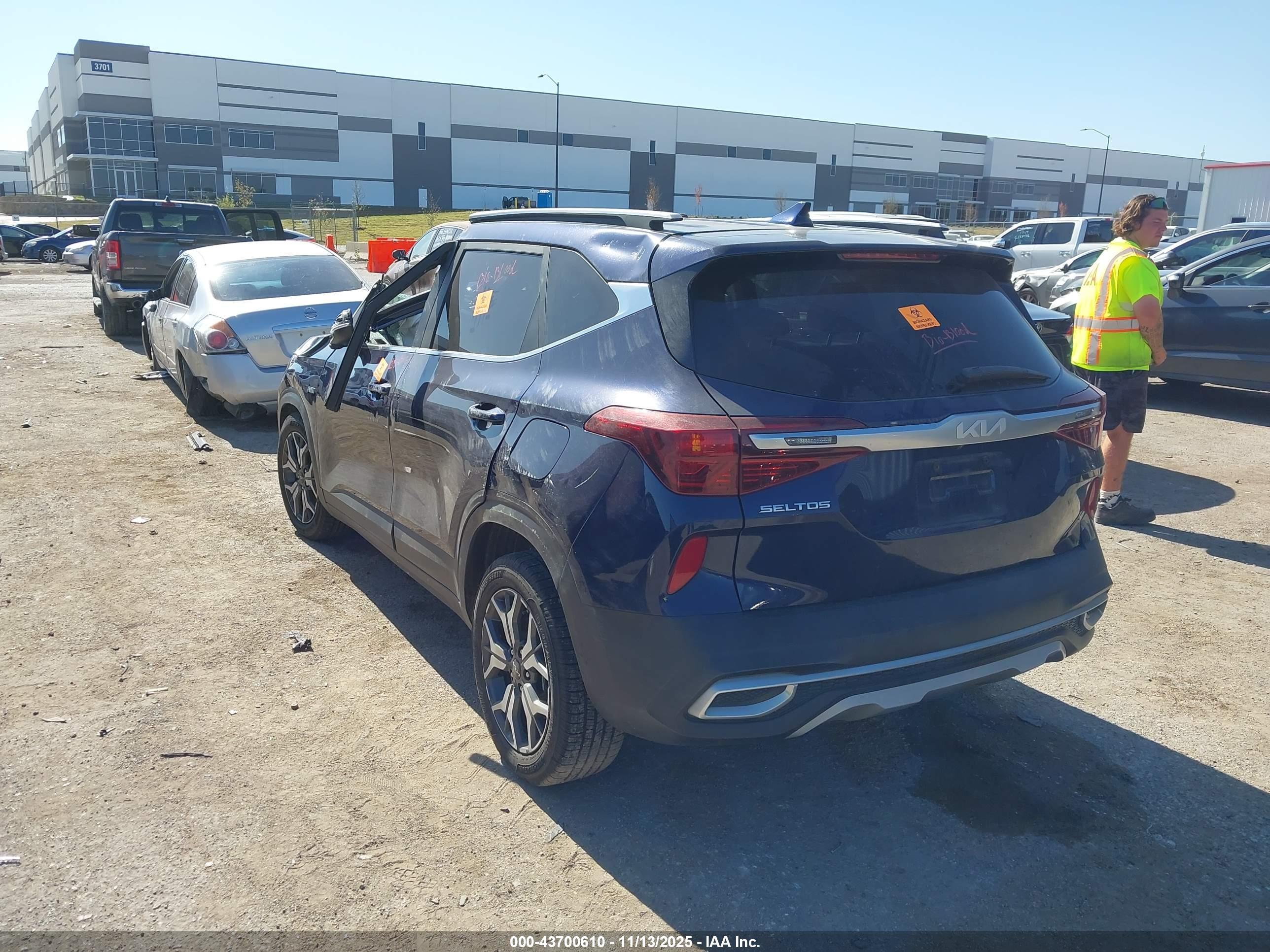 KIA SELTOS image 3