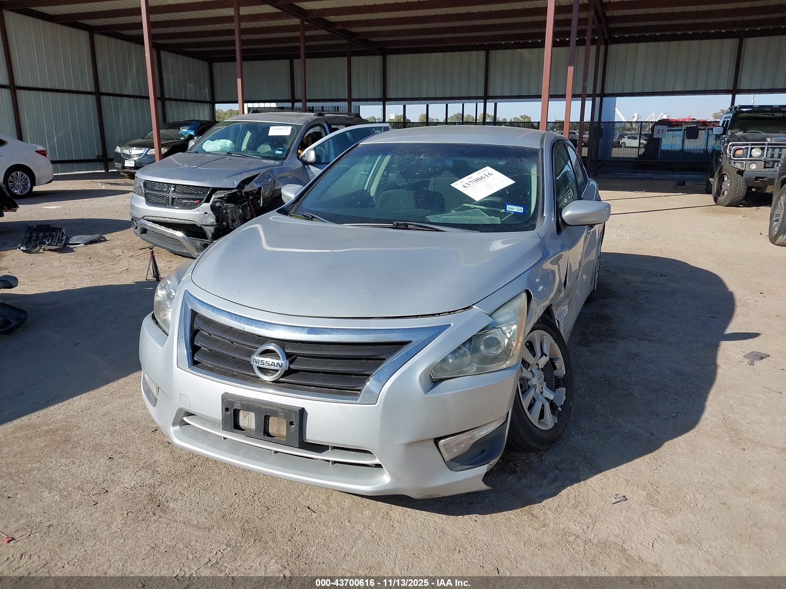 NISSAN ALTIMA image 2
