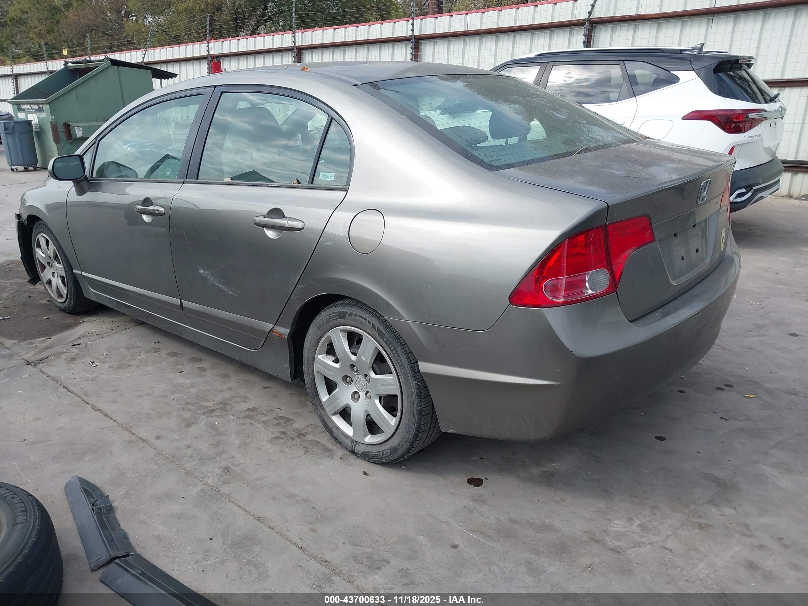 HONDA CIVIC image 3