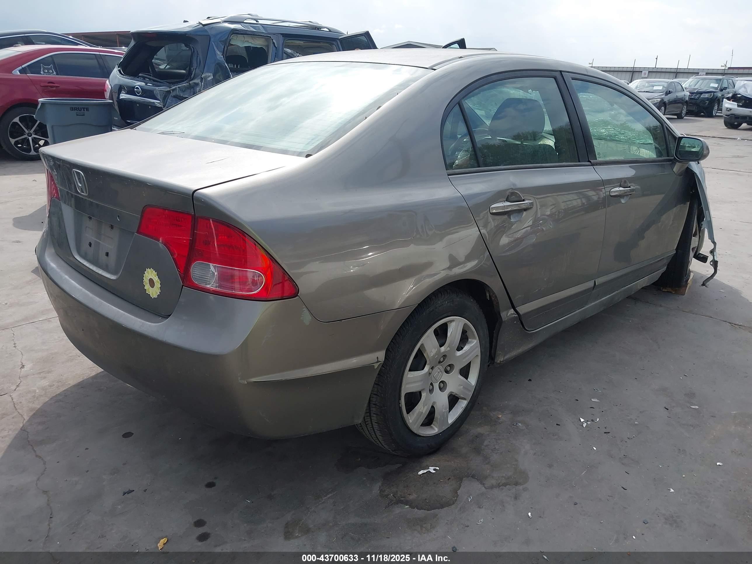HONDA CIVIC image 4