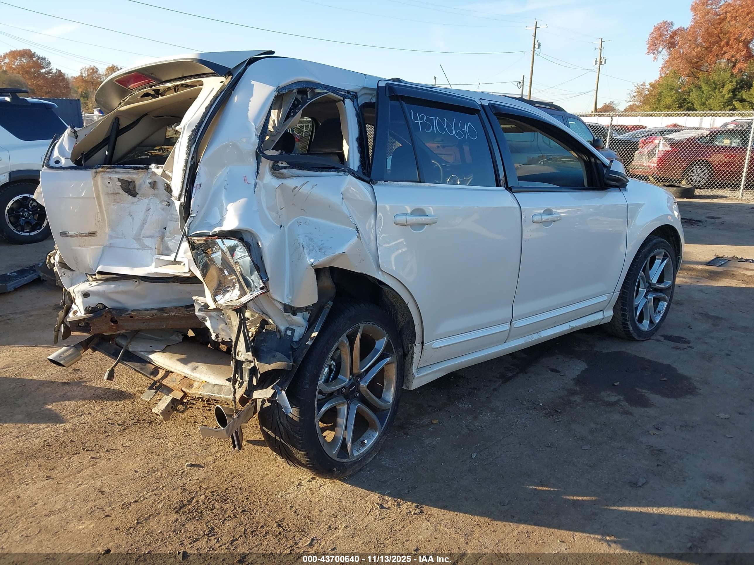 FORD EDGE image 4