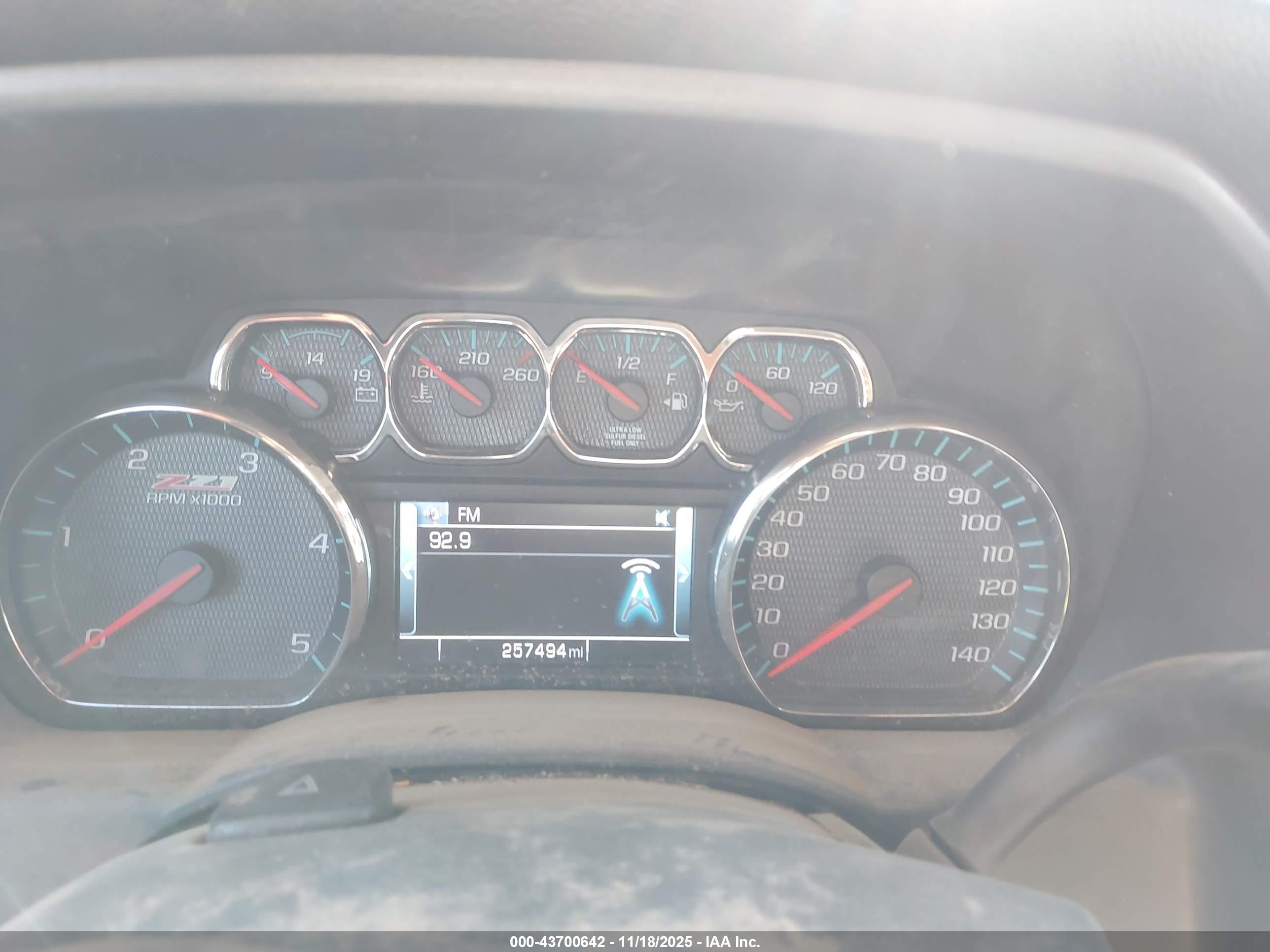 CHEVROLET SILVERADO image 7