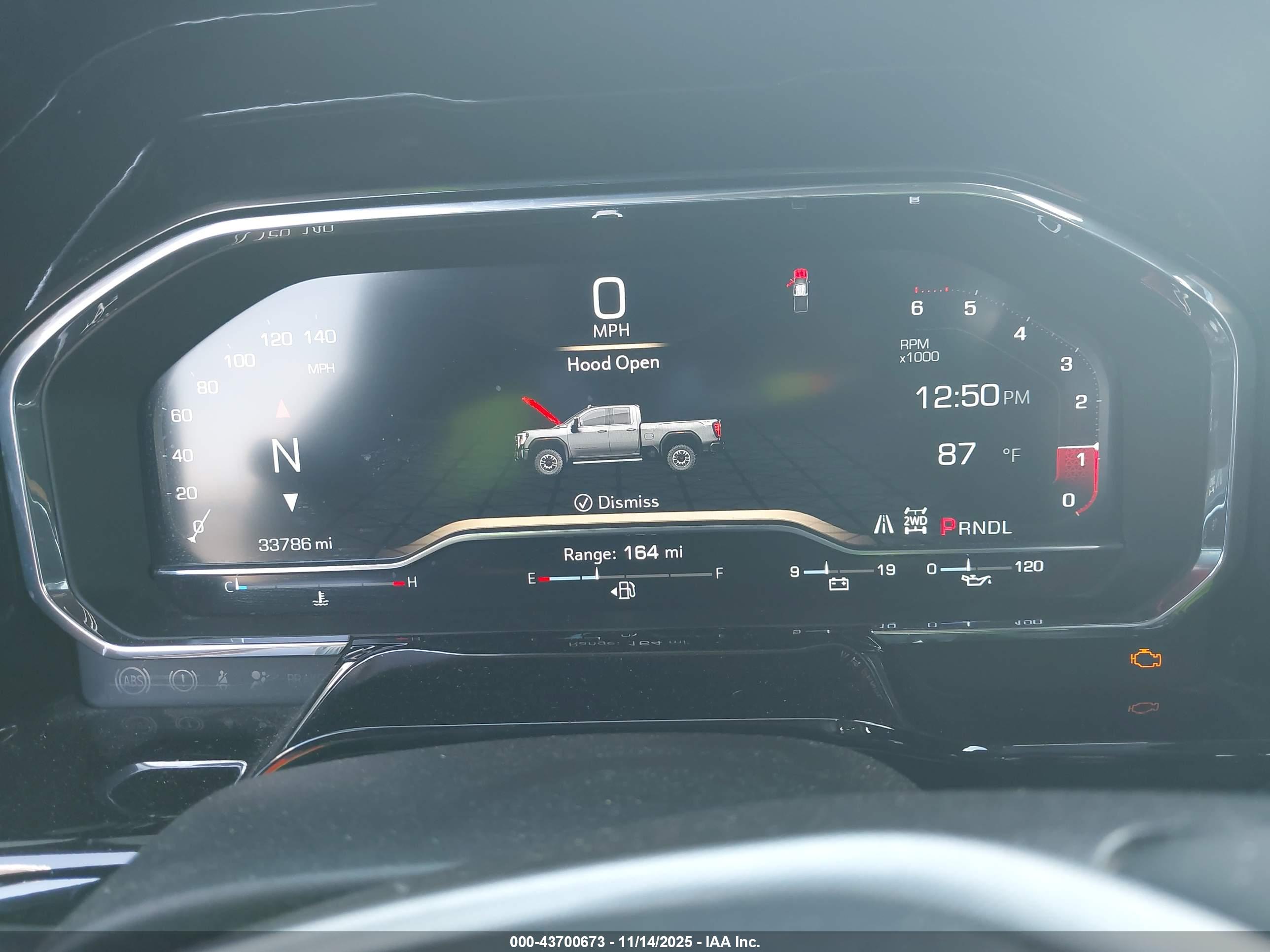 GMC SIERRA image 6
