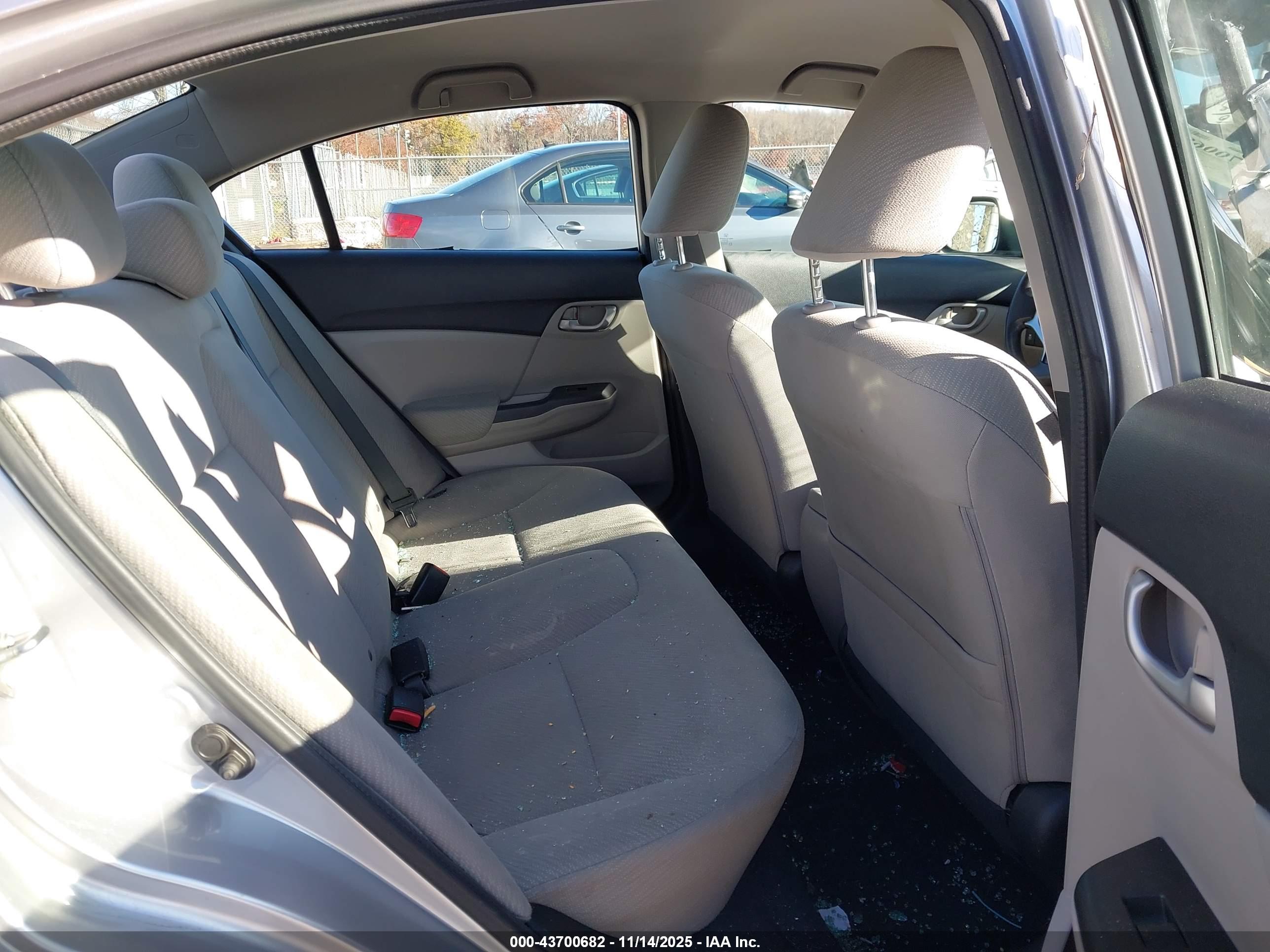 HONDA CIVIC image 8