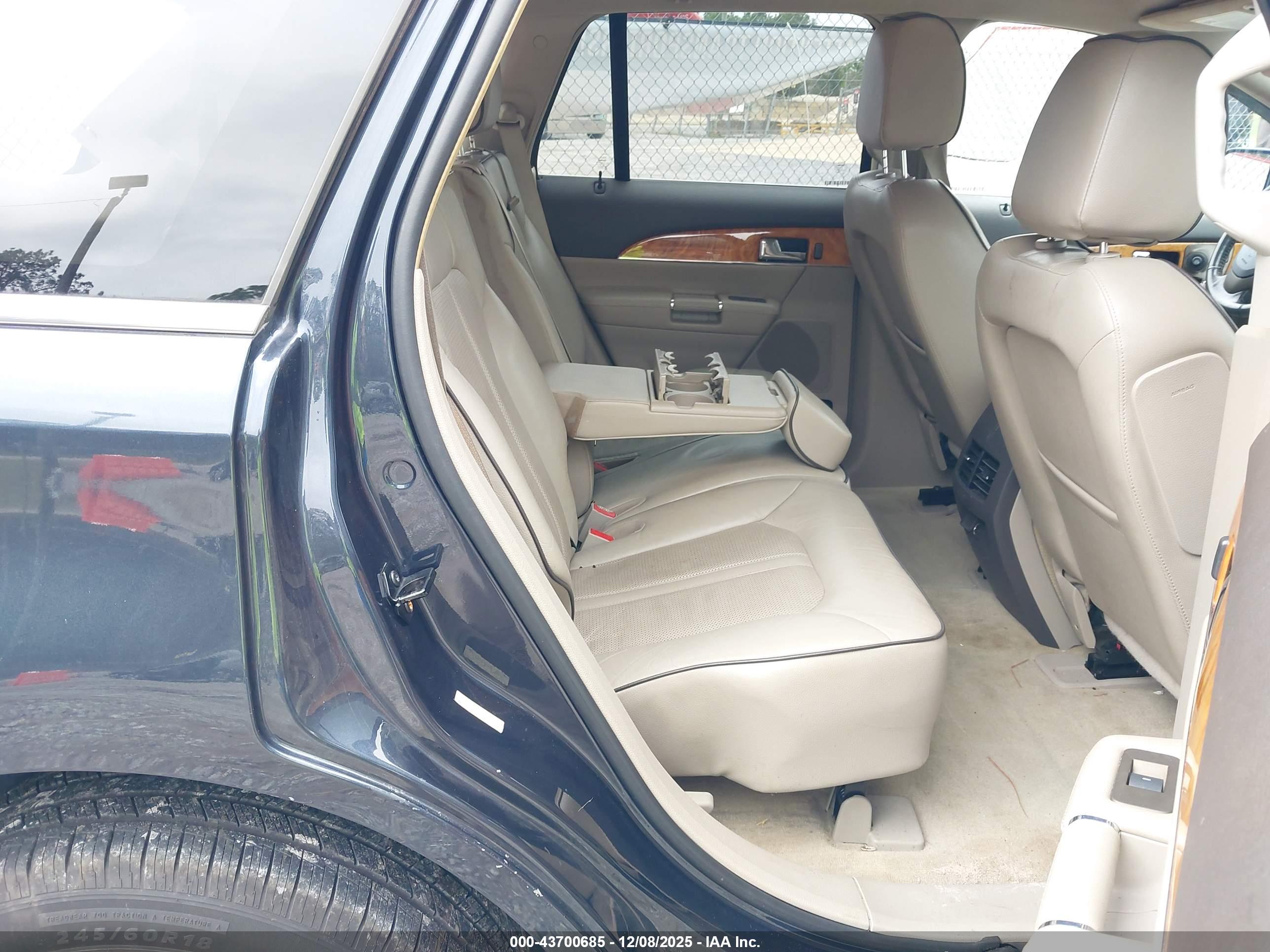 LINCOLN MKX image 8