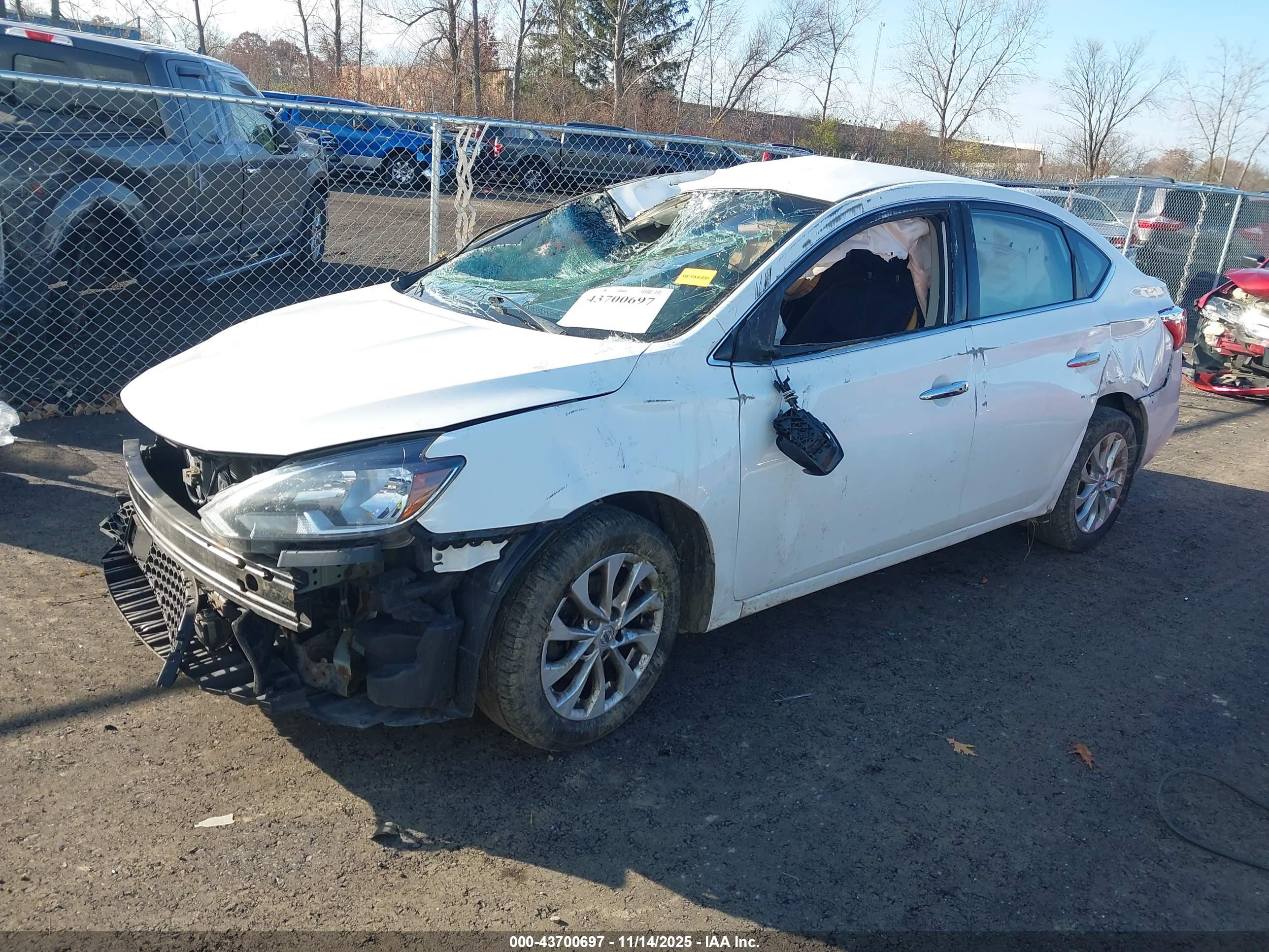 NISSAN SENTRA image 2