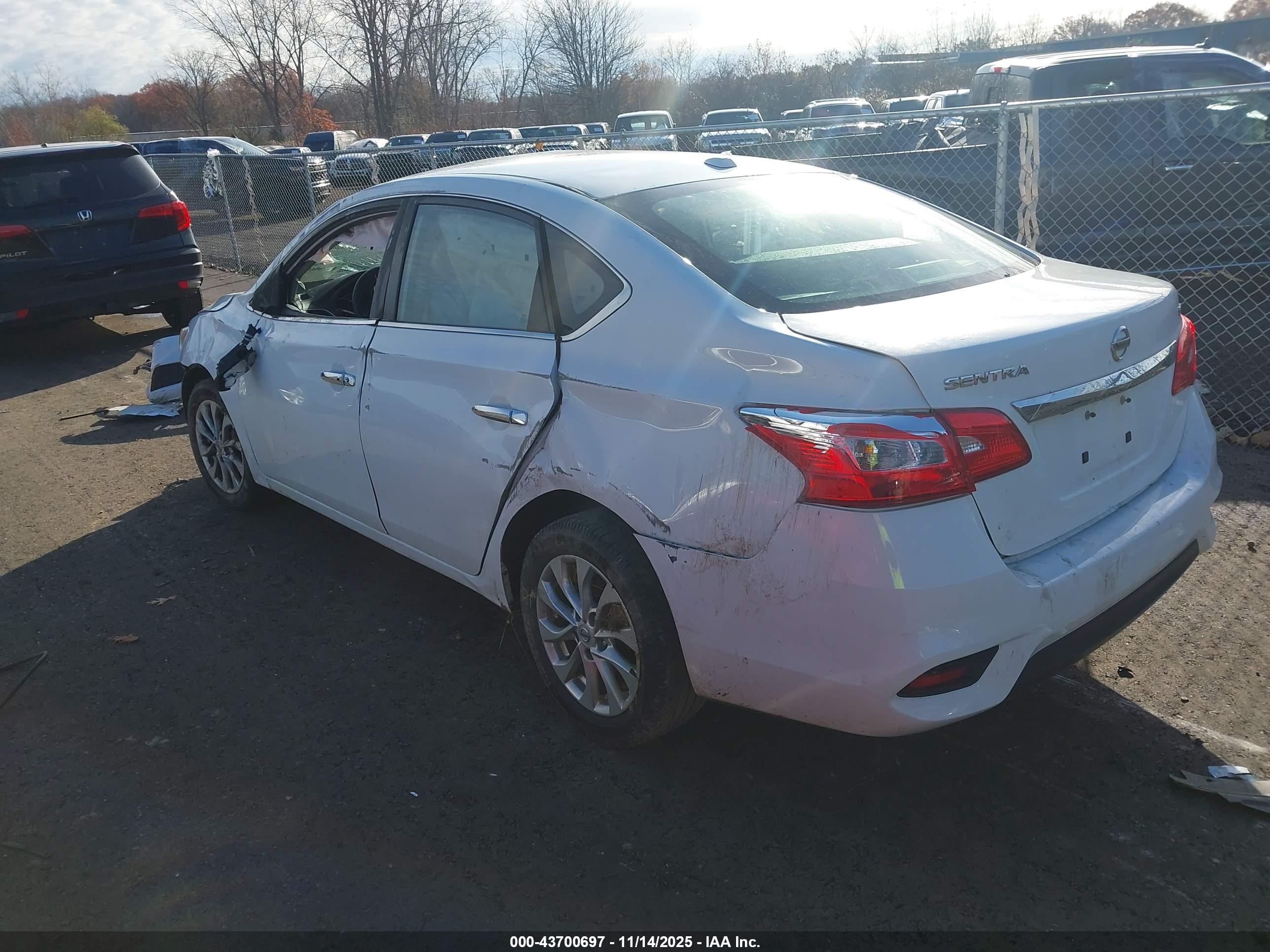 NISSAN SENTRA image 3