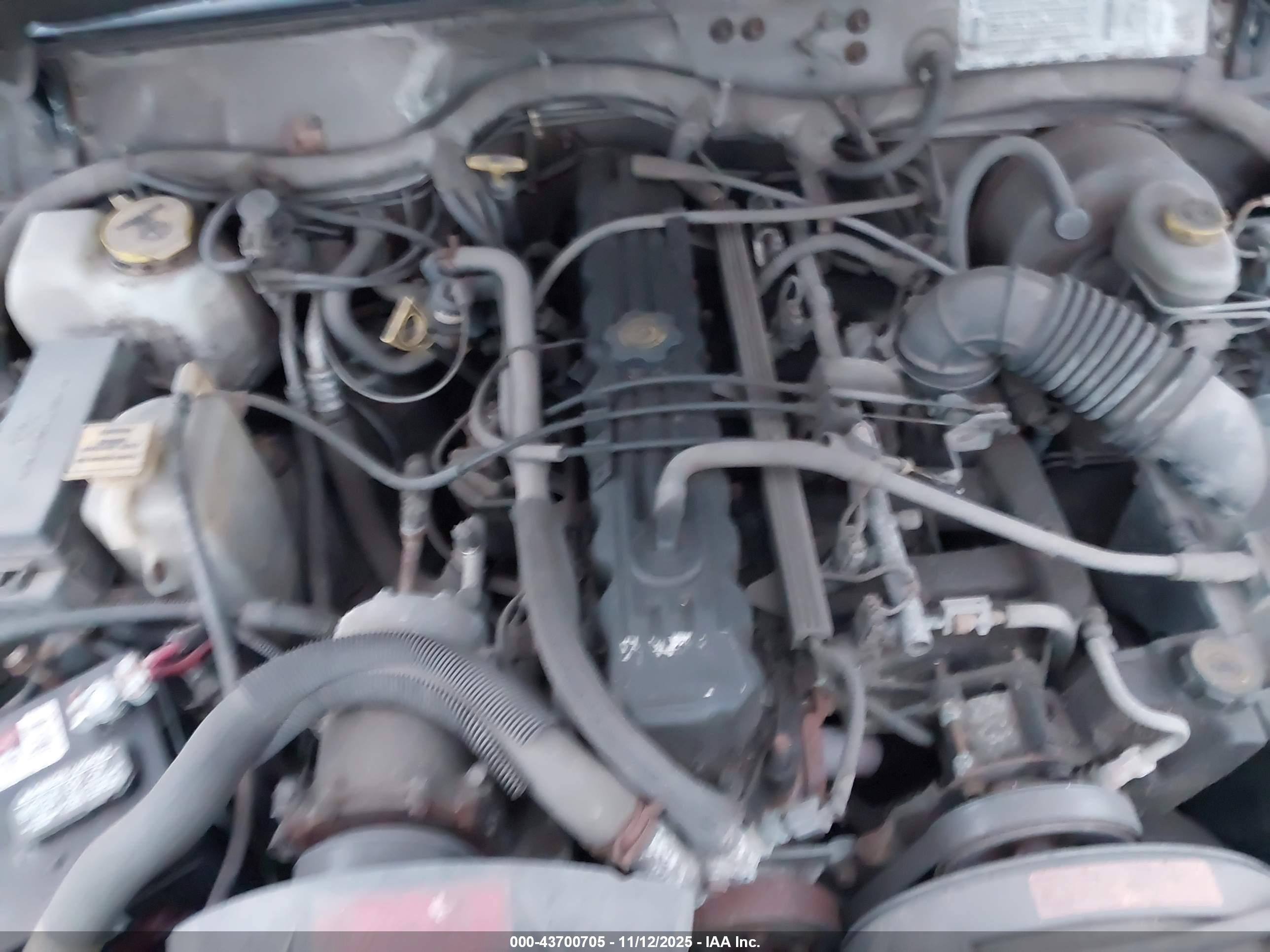 JEEP CHEROKEE image 10