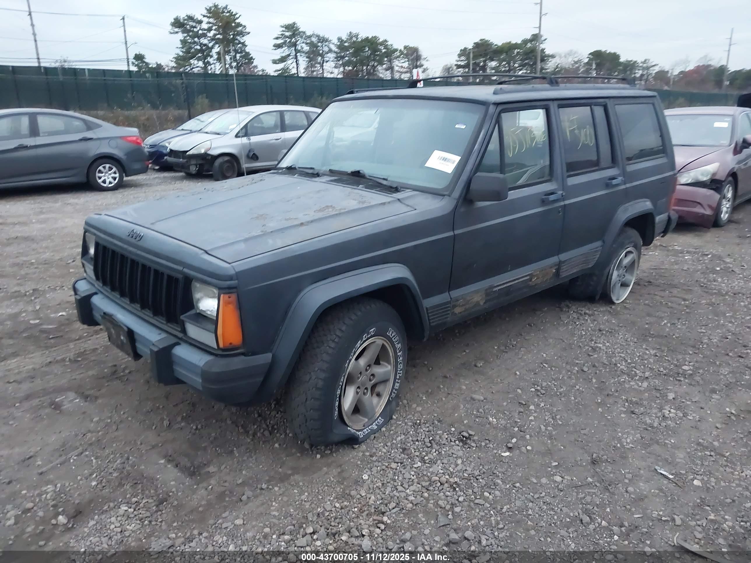JEEP CHEROKEE image 2