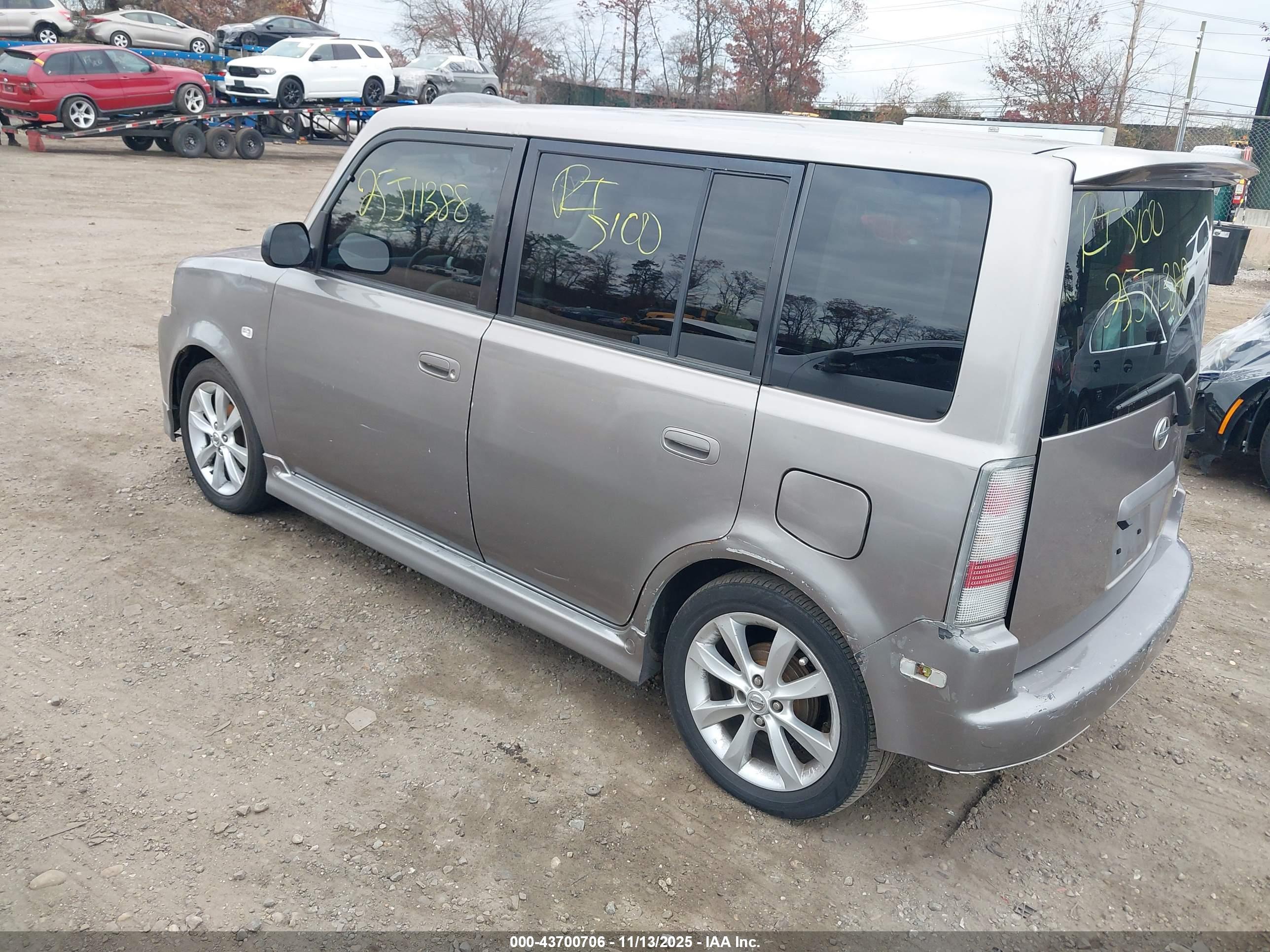 SCION XB image 3