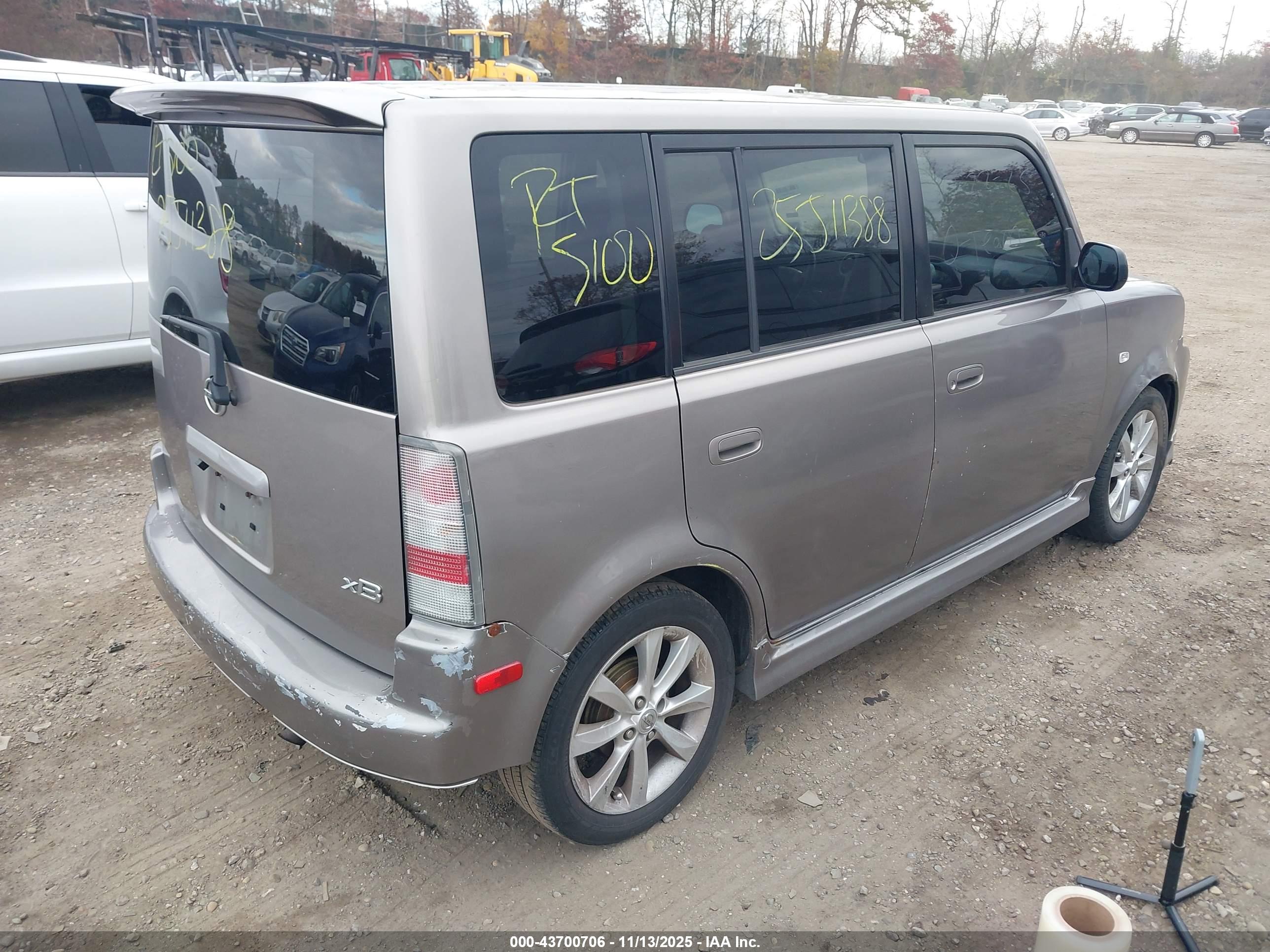 SCION XB image 4