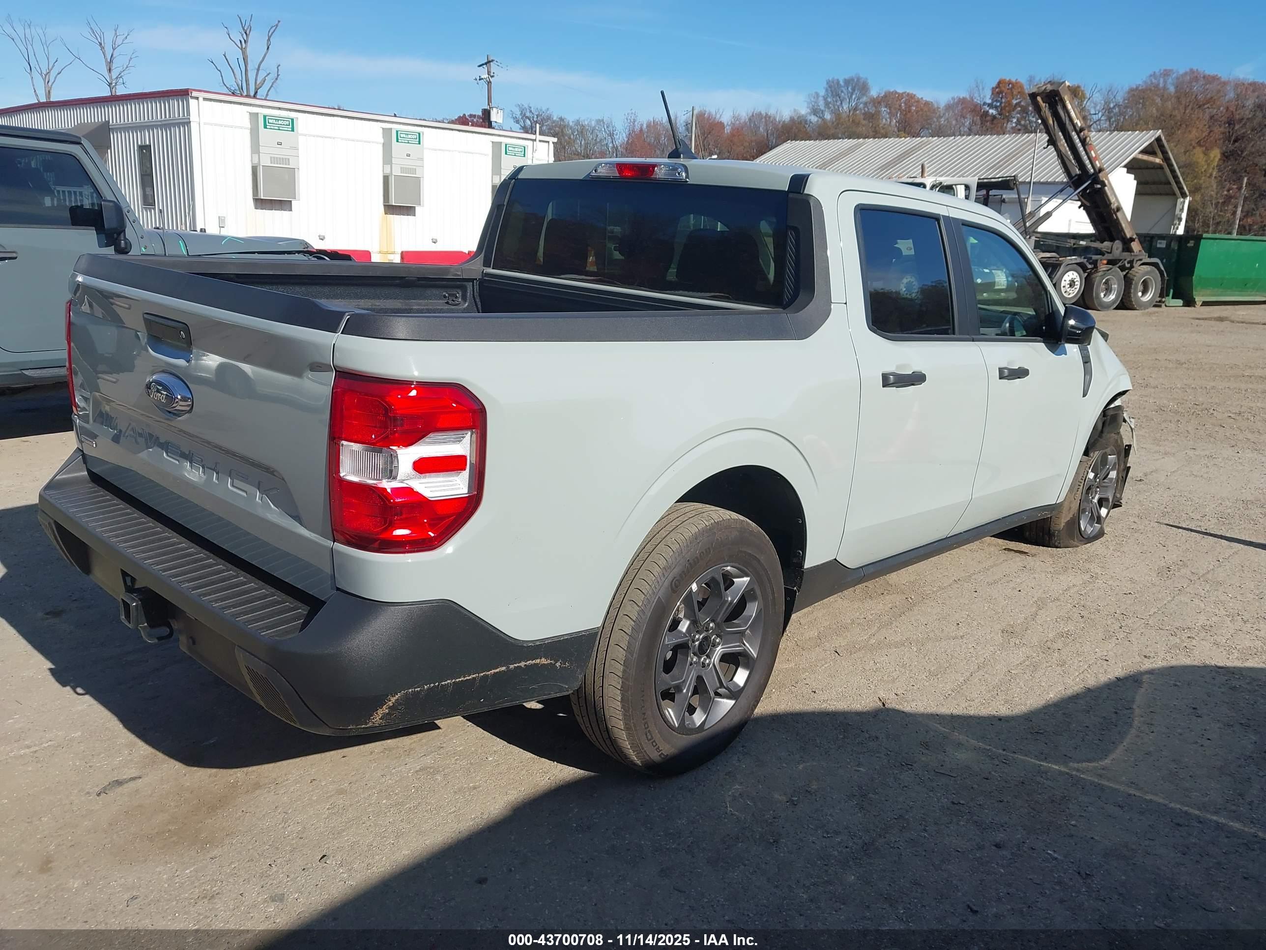 FORD MAVERICK image 4