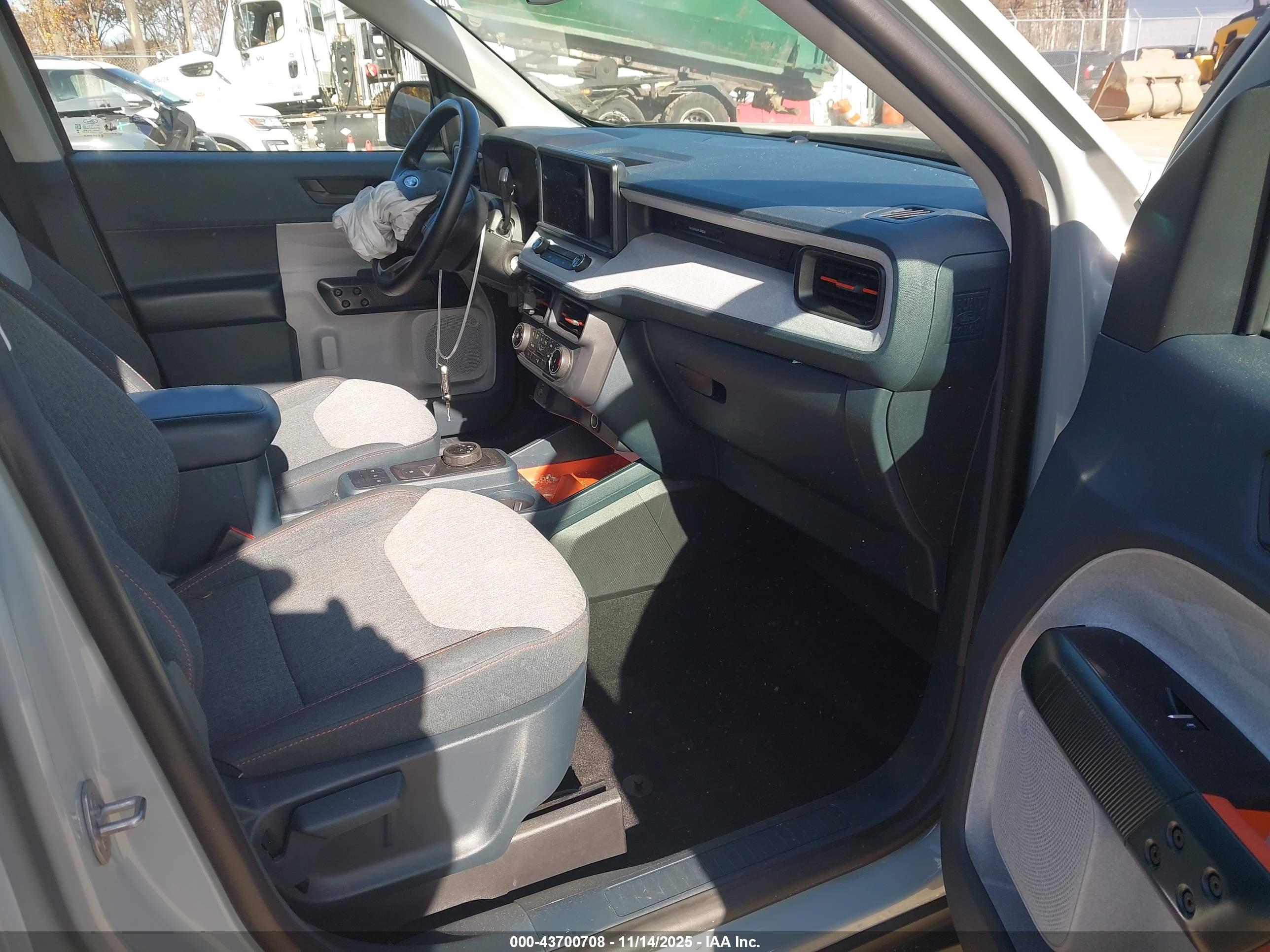 FORD MAVERICK image 5