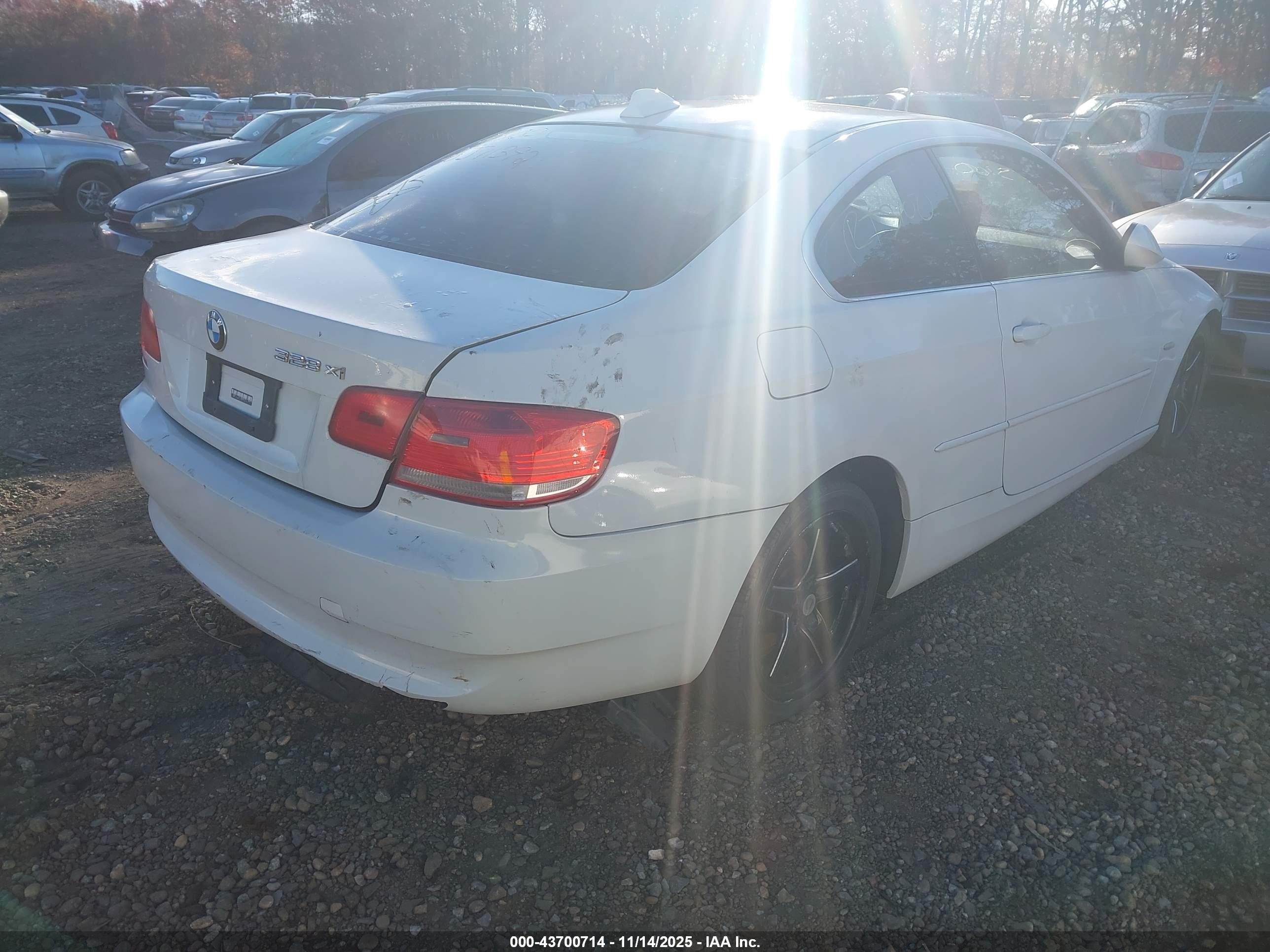 BMW 3 image 4