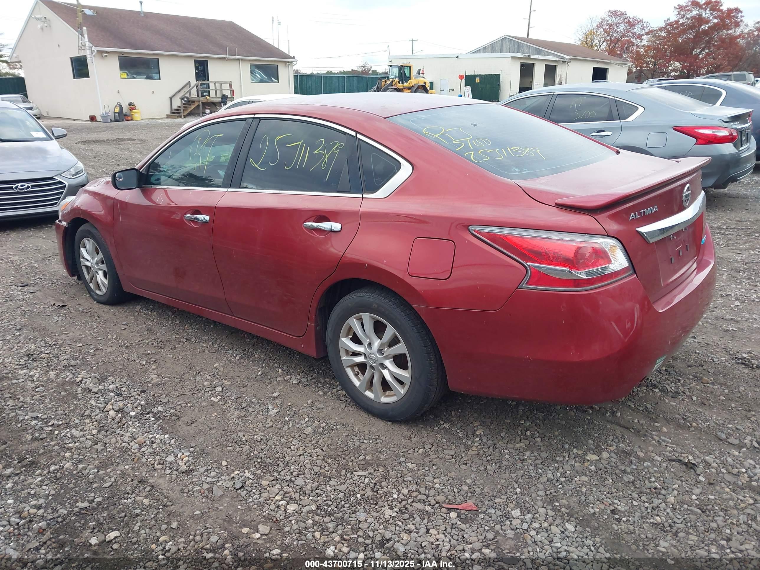 NISSAN ALTIMA image 3