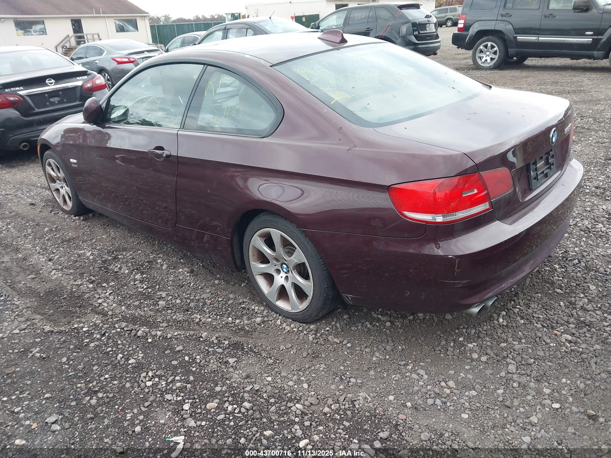 BMW 328I image 3