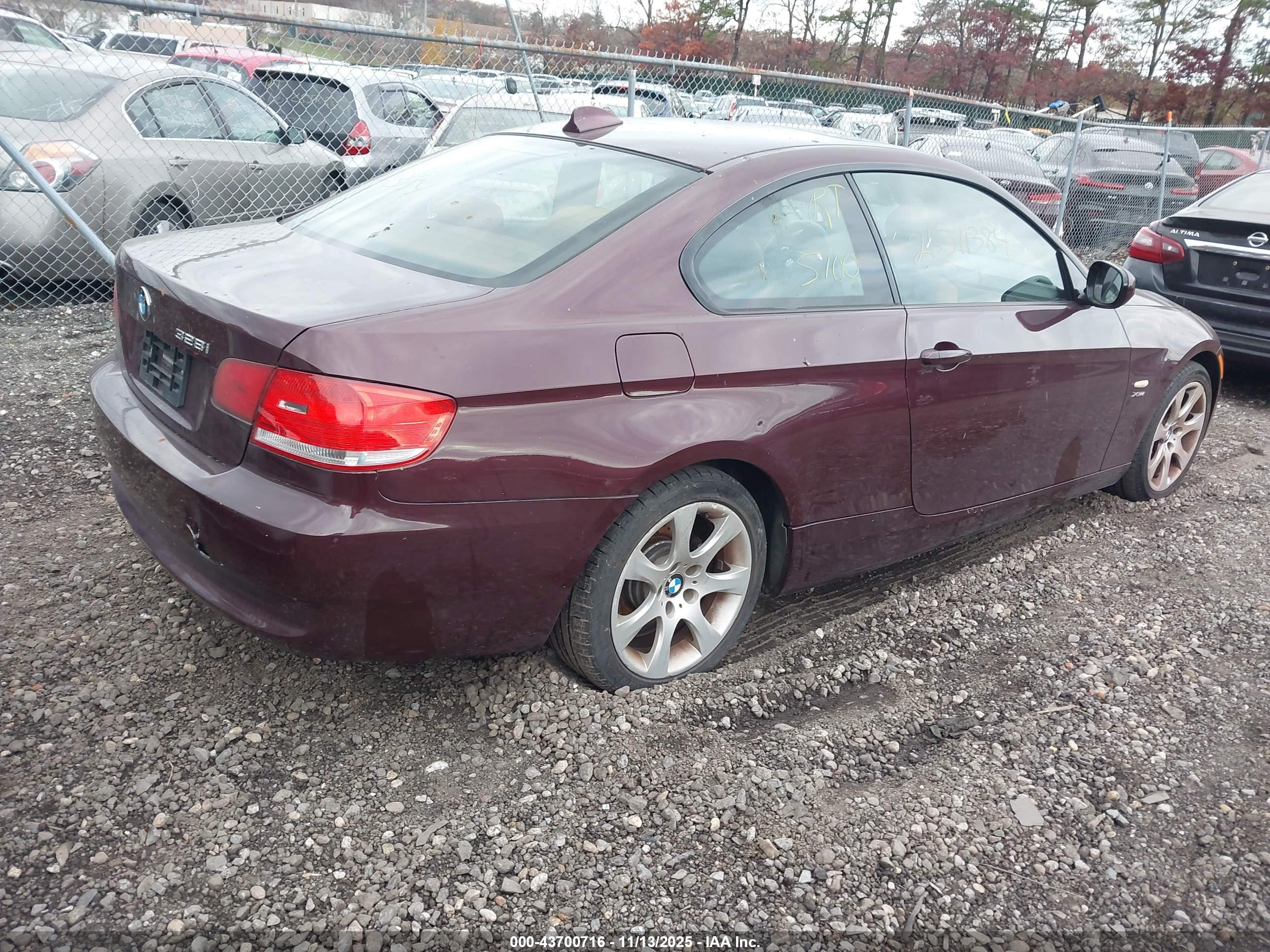 BMW 328I image 4