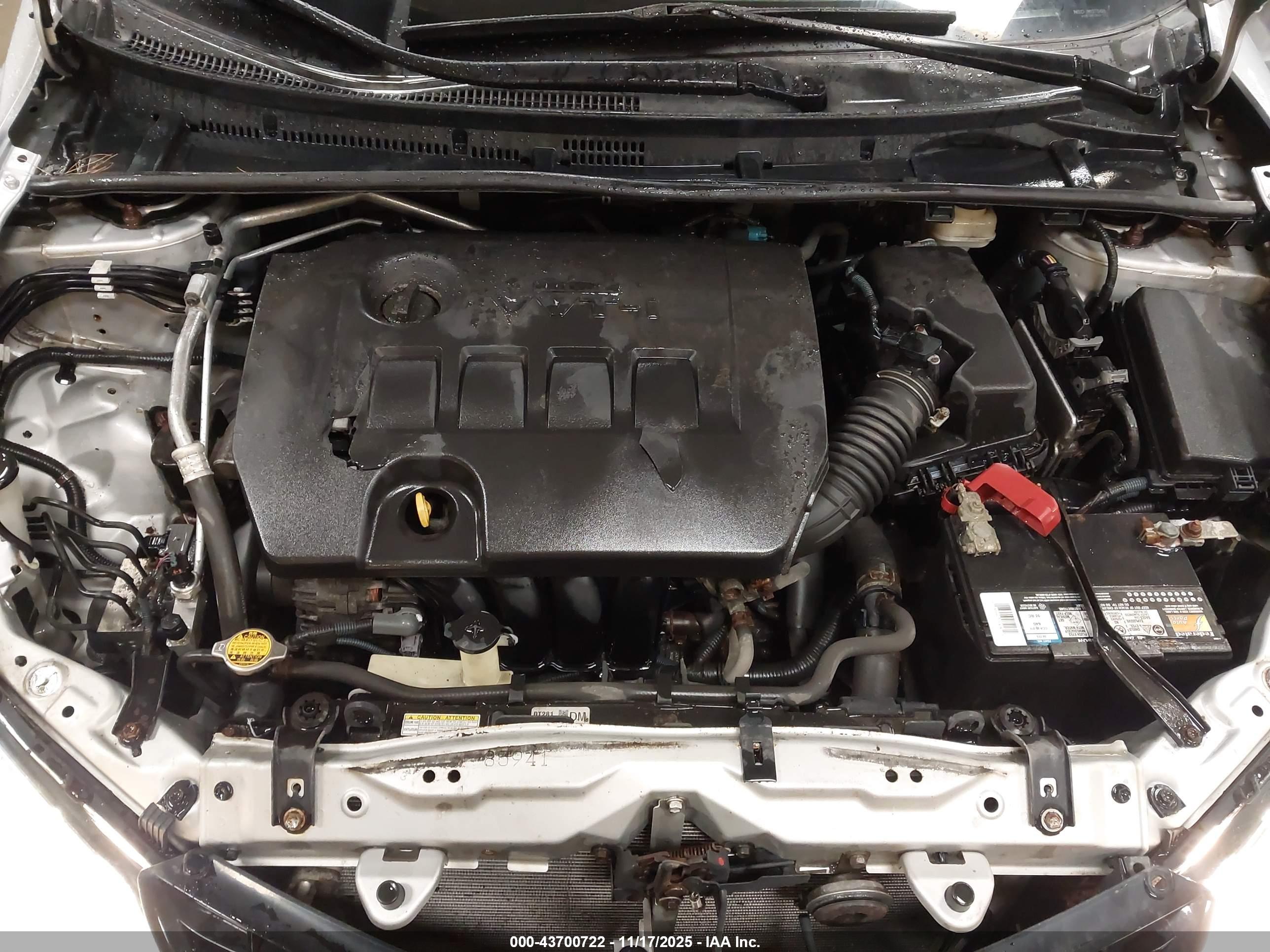 TOYOTA COROLLA image 10