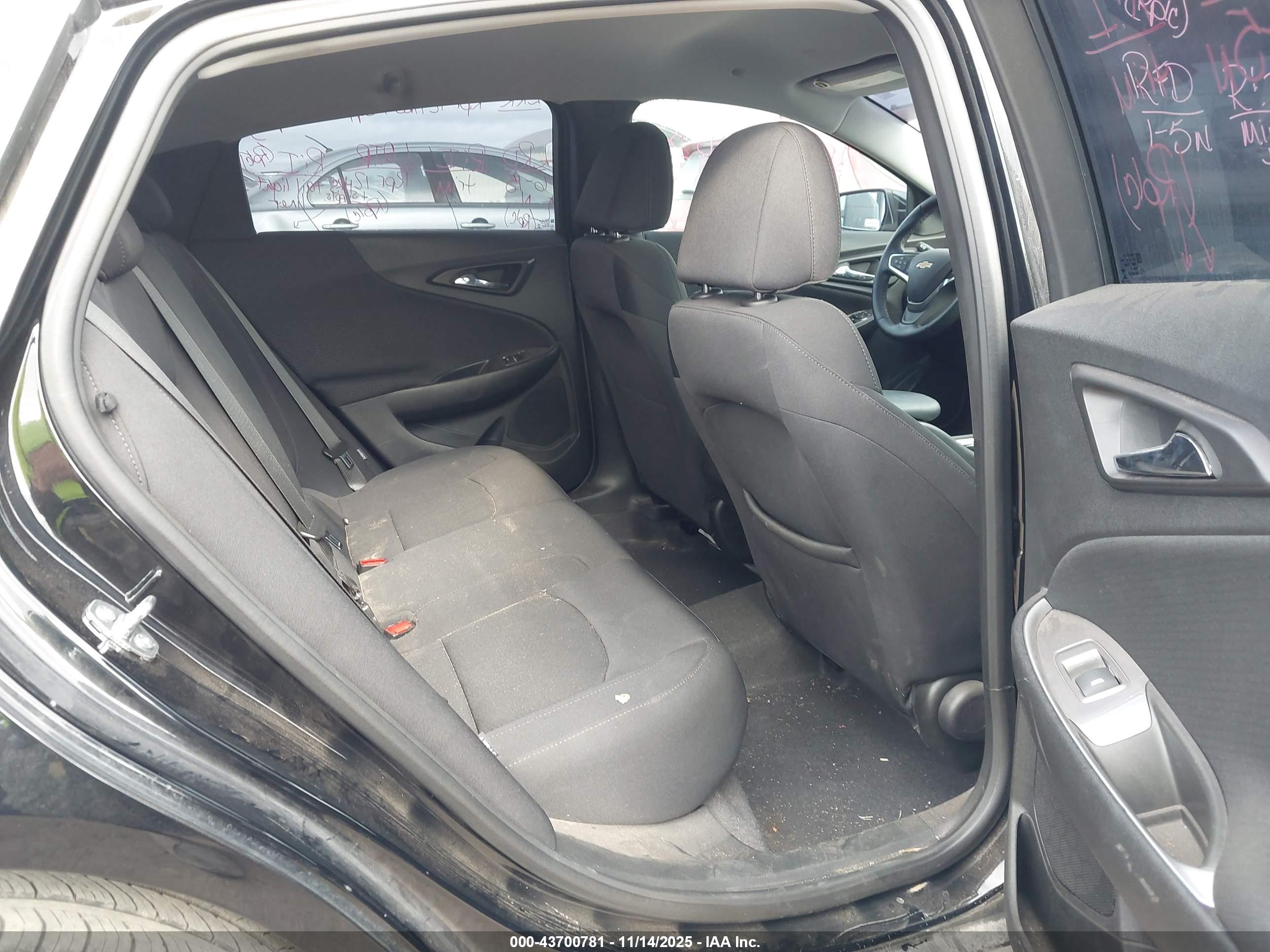 CHEVROLET MALIBU image 8