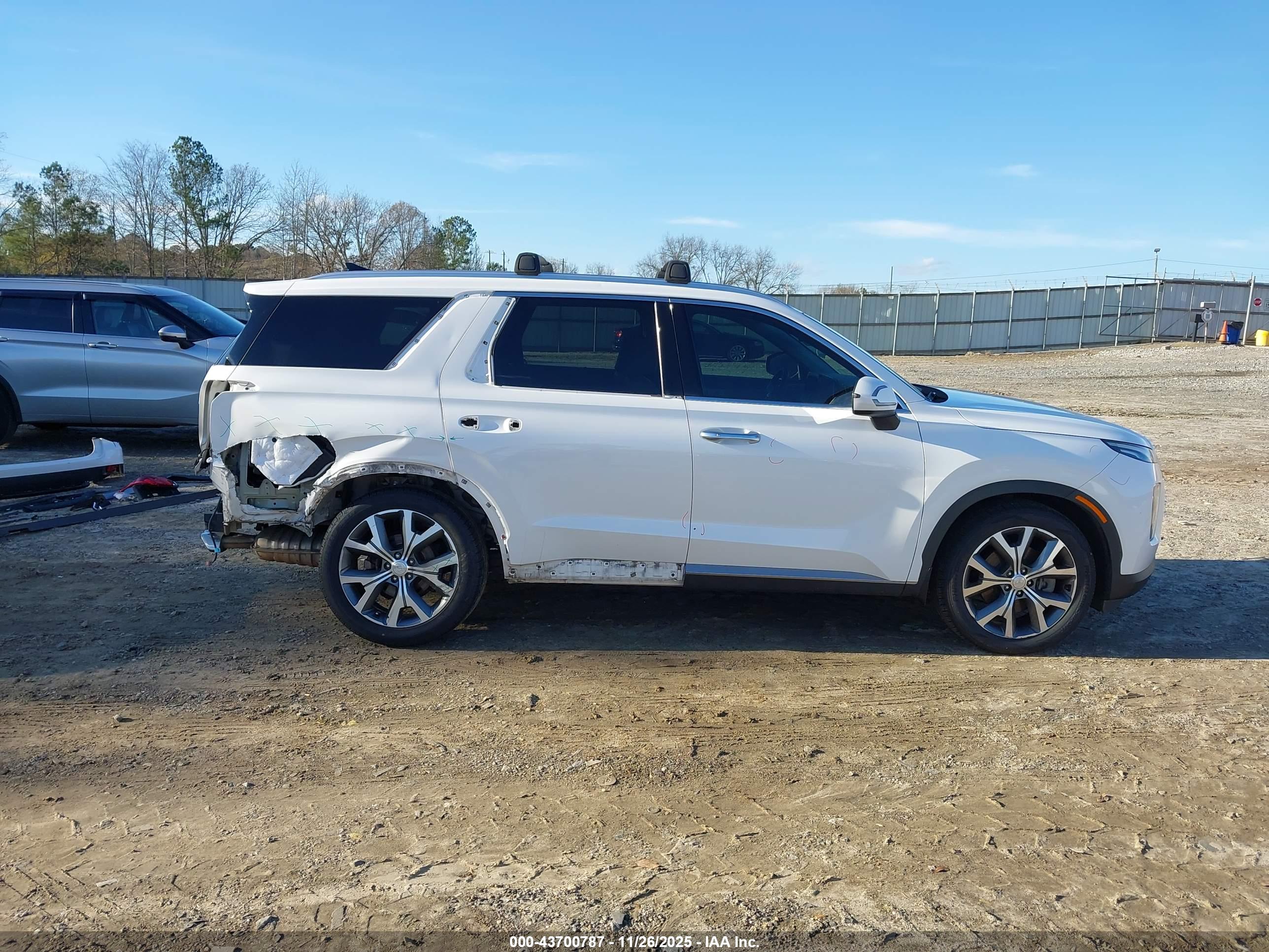 HYUNDAI PALISADE image 6