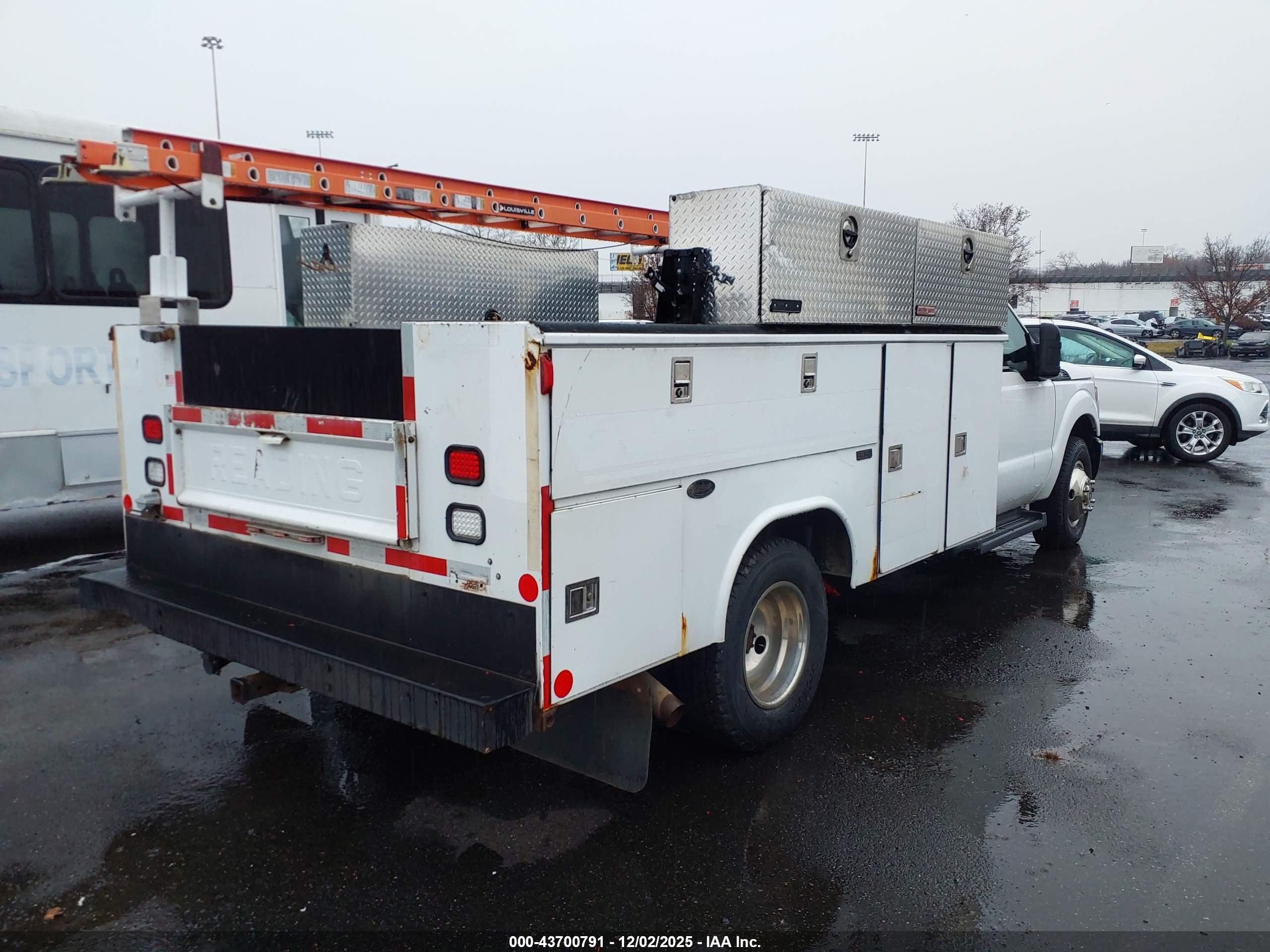 FORD F-350 image 4