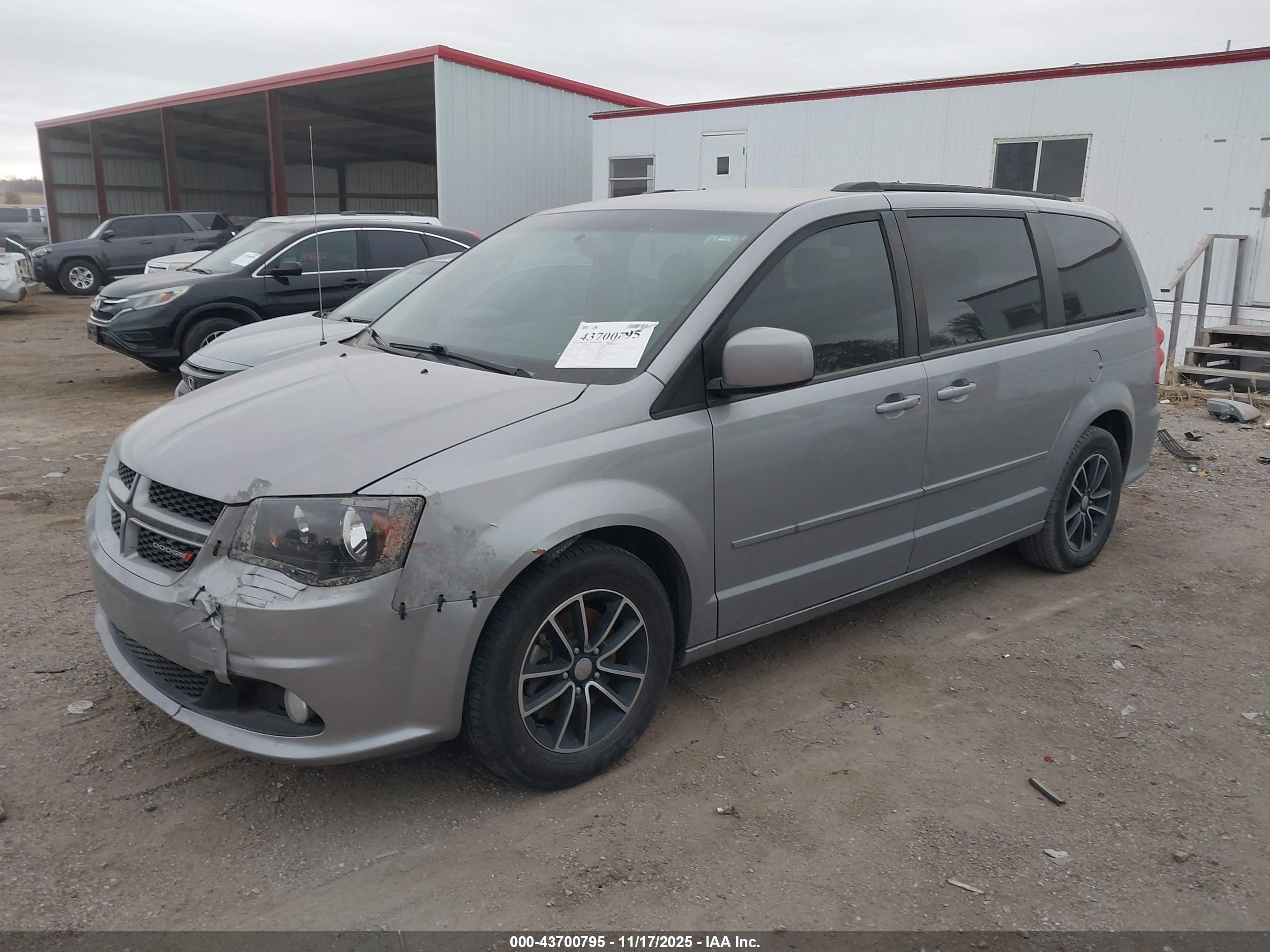 DODGE GRAND image 2