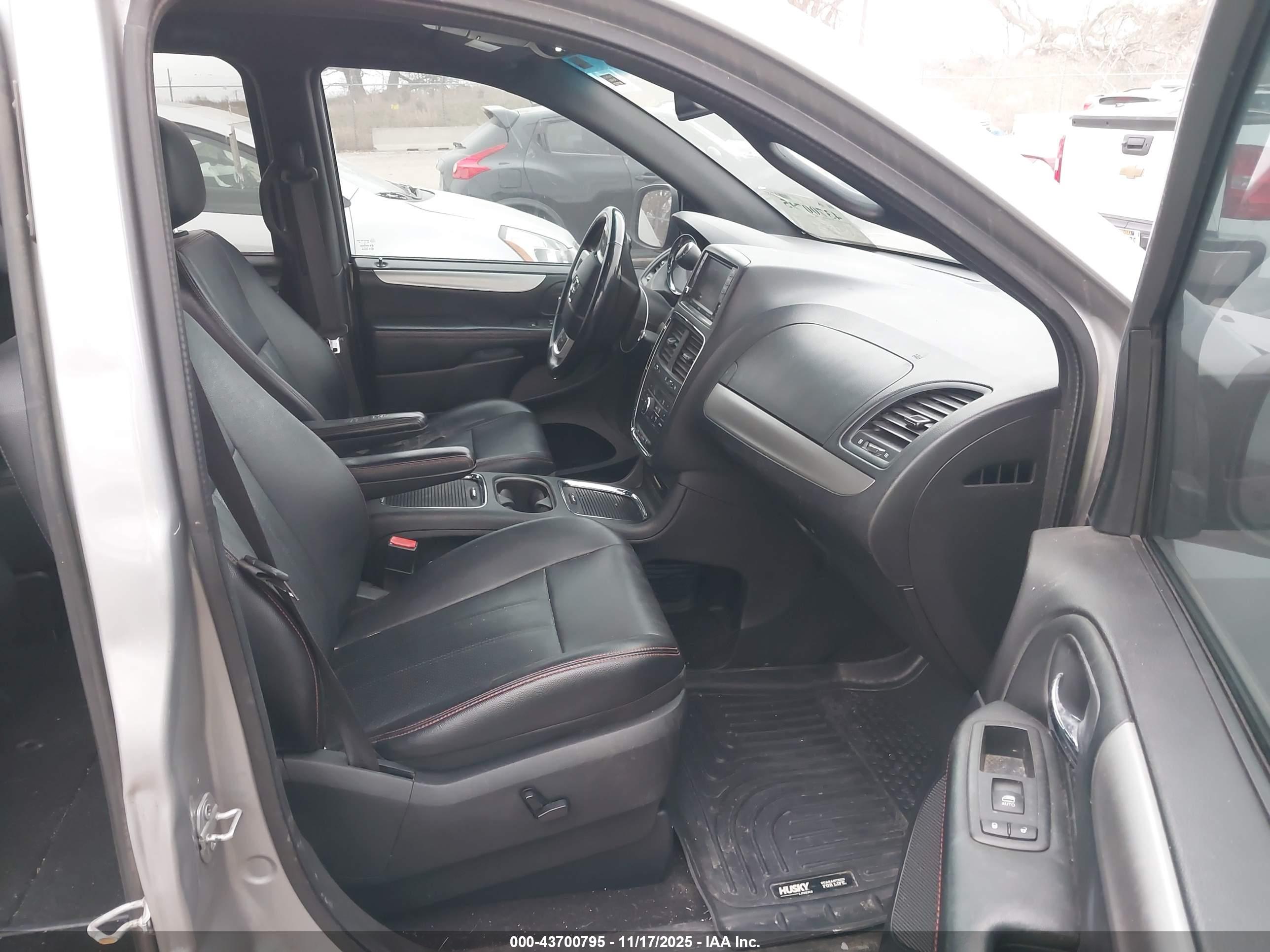 DODGE GRAND image 5