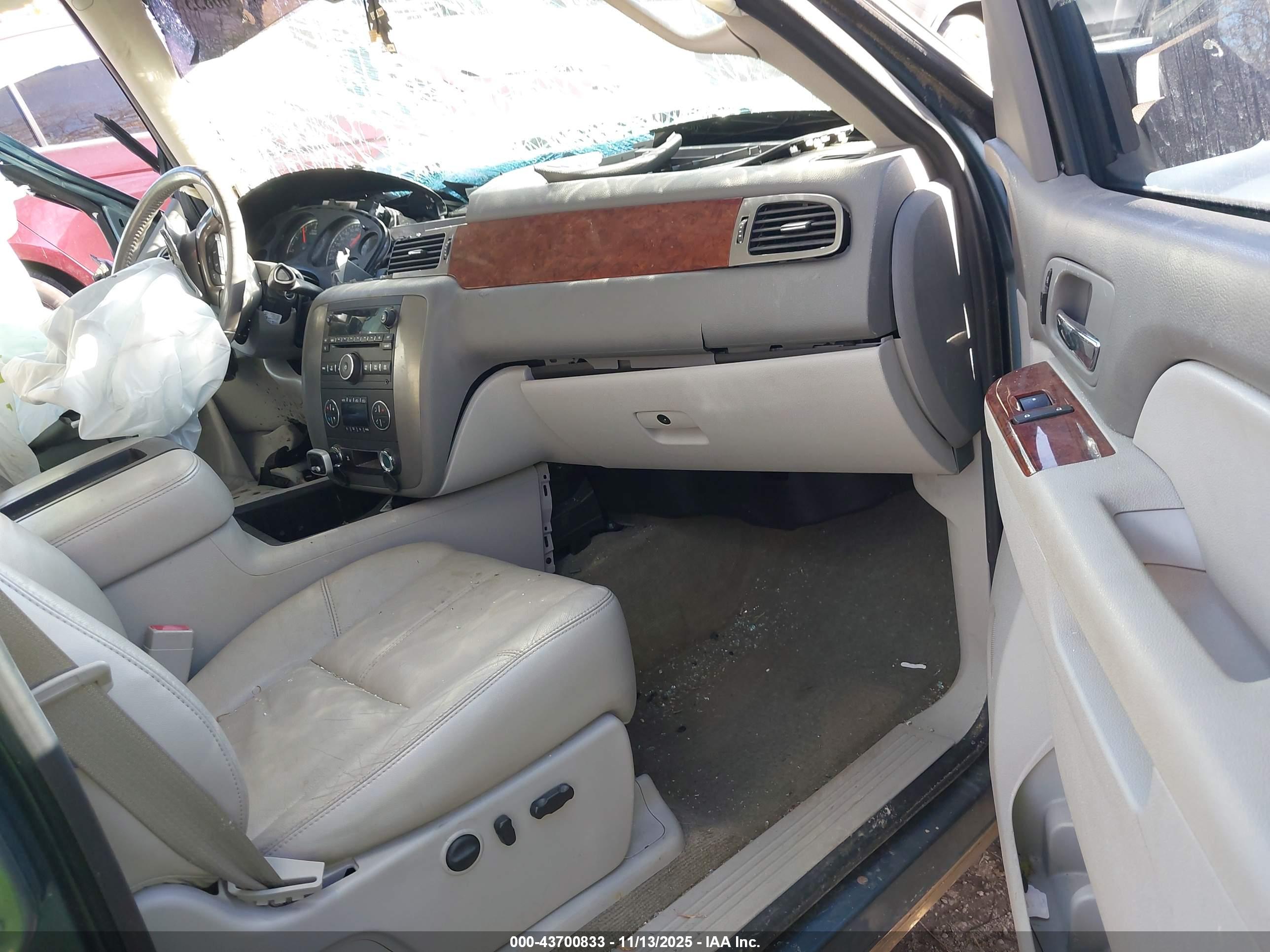 GMC SIERRA image 5