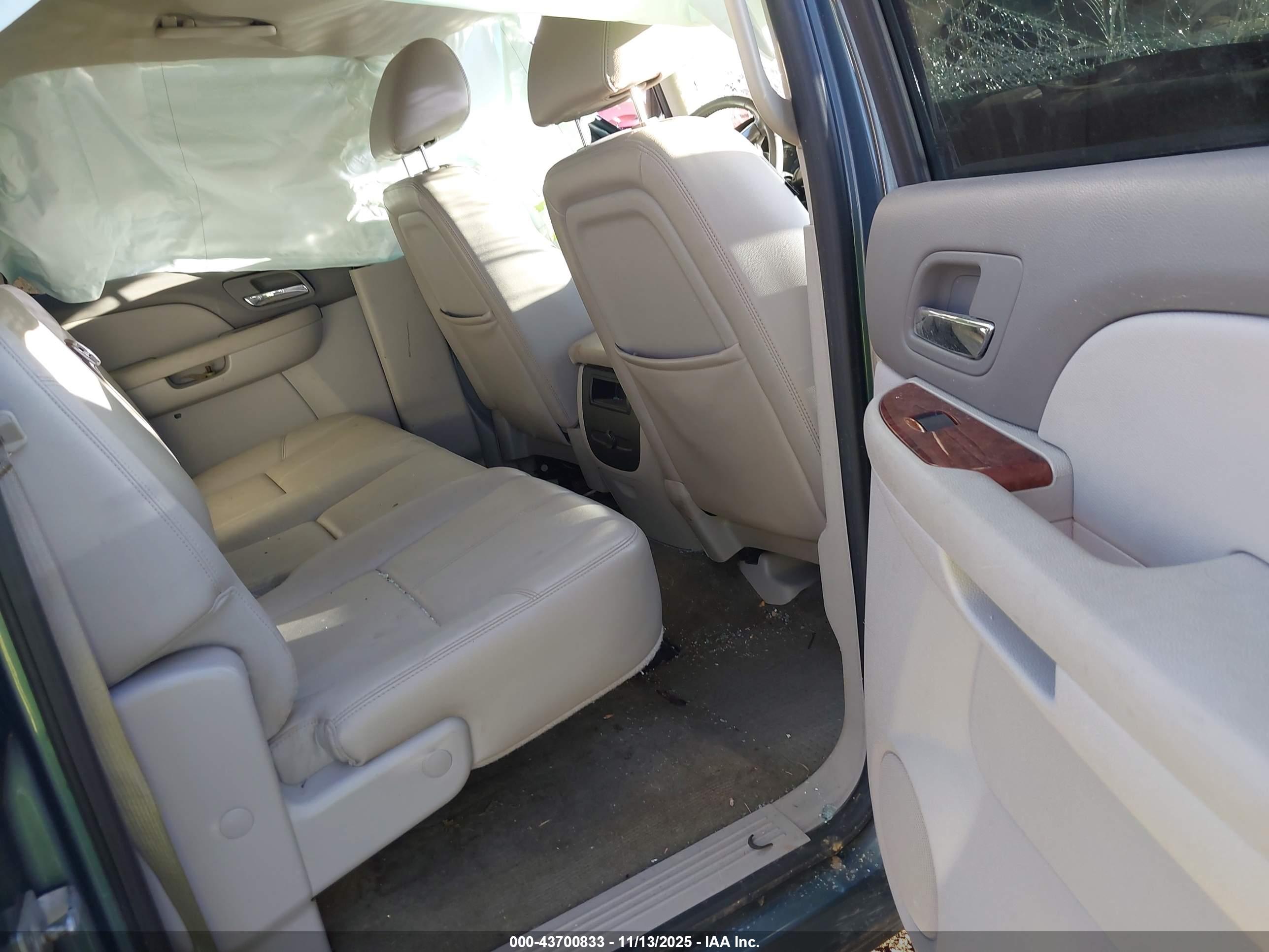 GMC SIERRA image 8