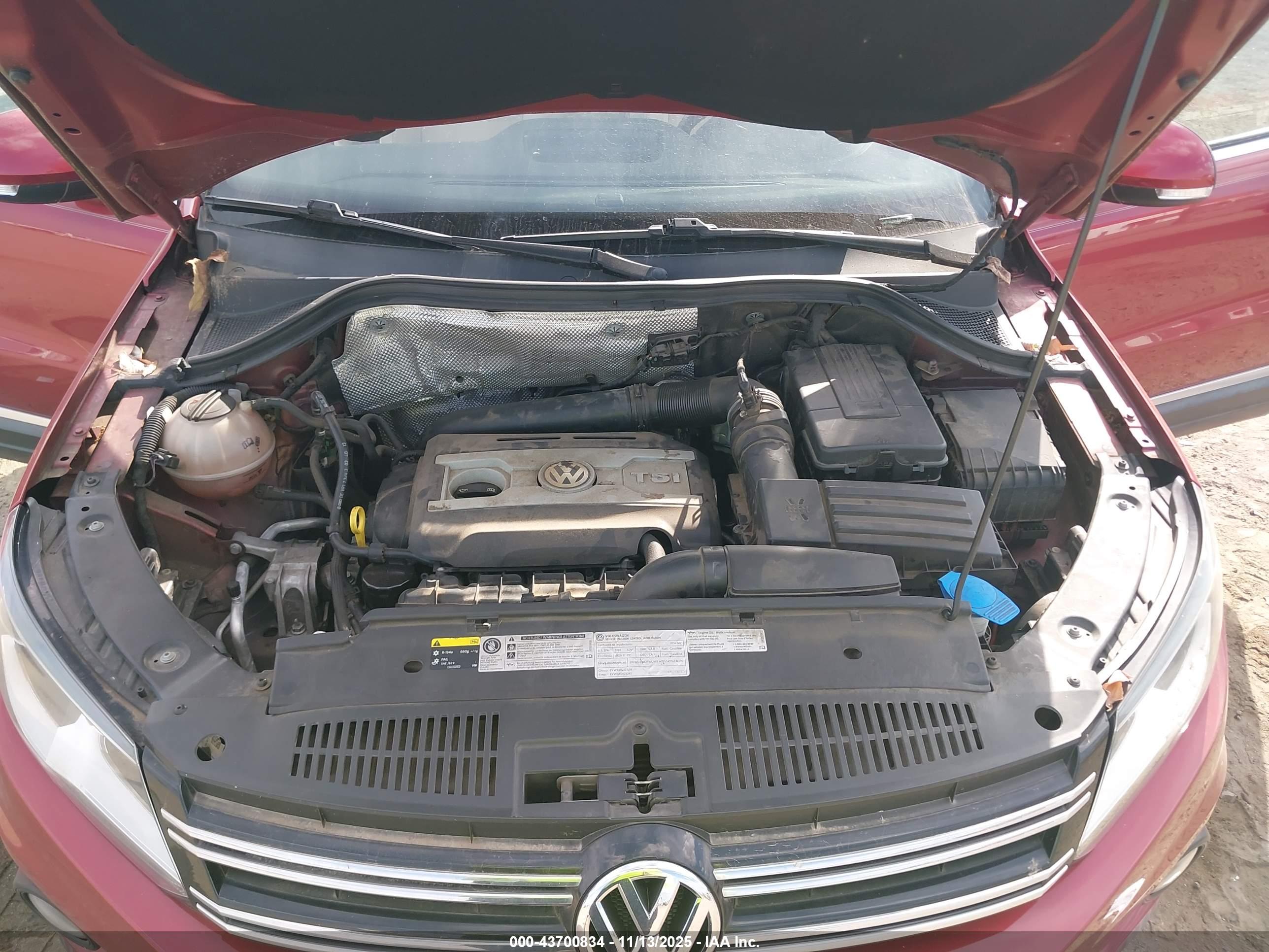 VOLKSWAGEN TIGUAN image 10