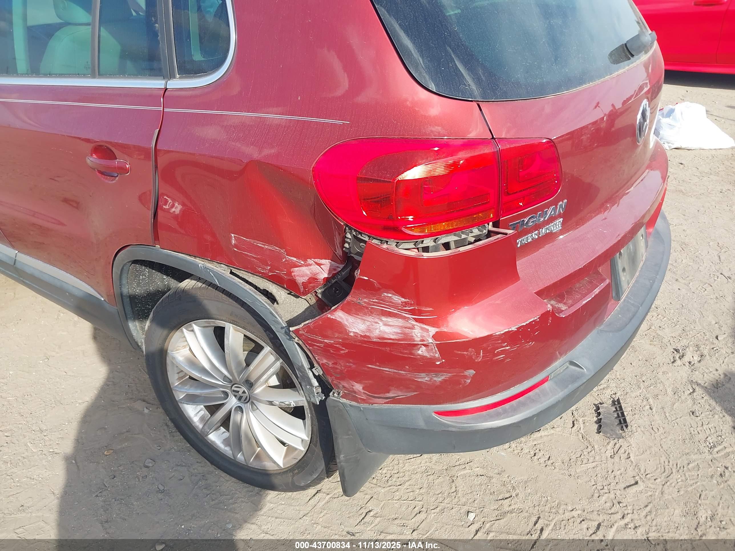 VOLKSWAGEN TIGUAN image 6