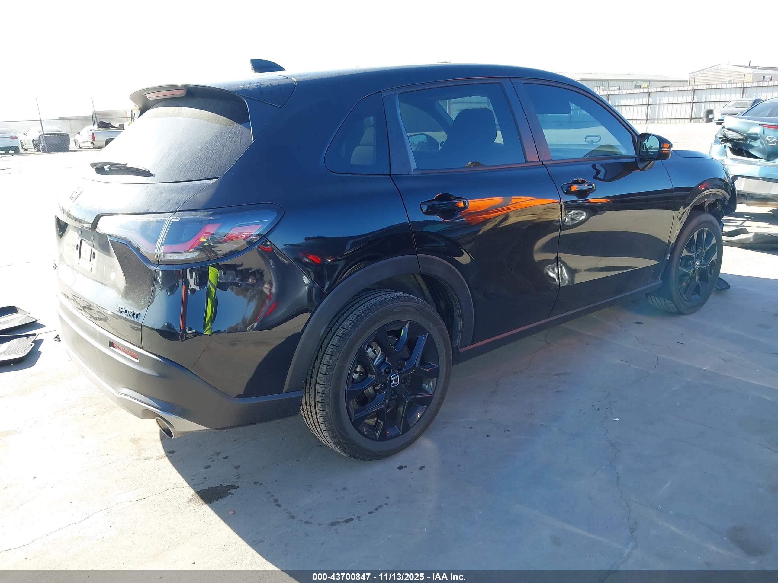 HONDA HR-V image 4