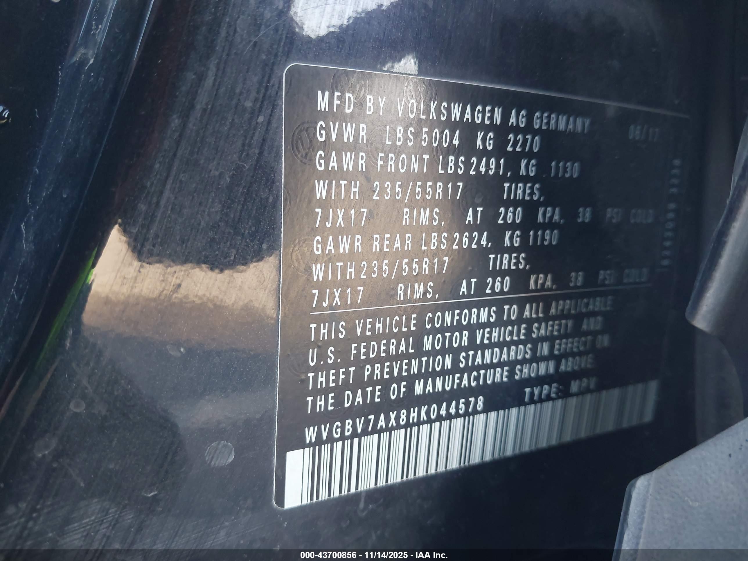 VOLKSWAGEN TIGUAN image 9
