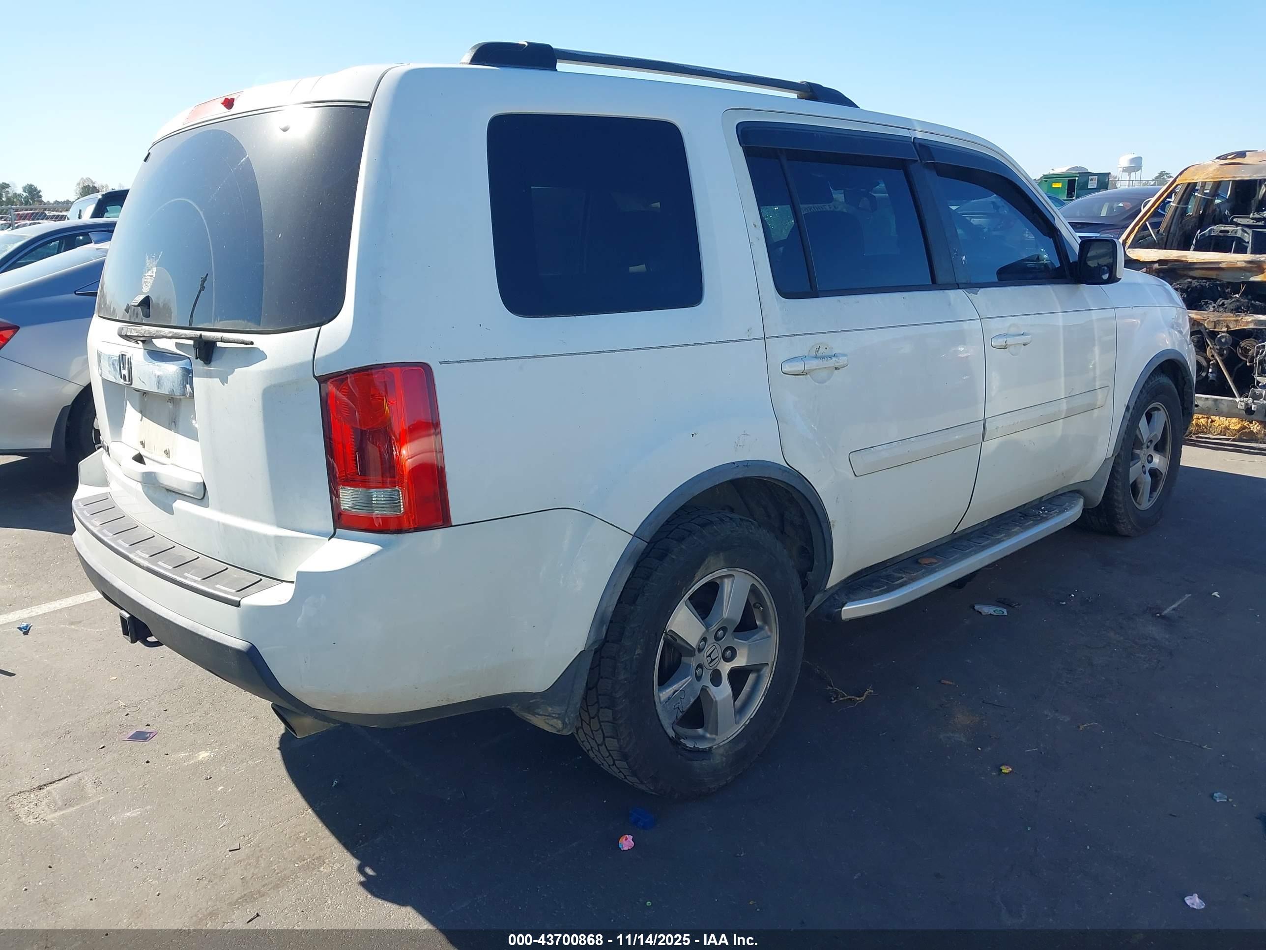 HONDA PILOT image 4