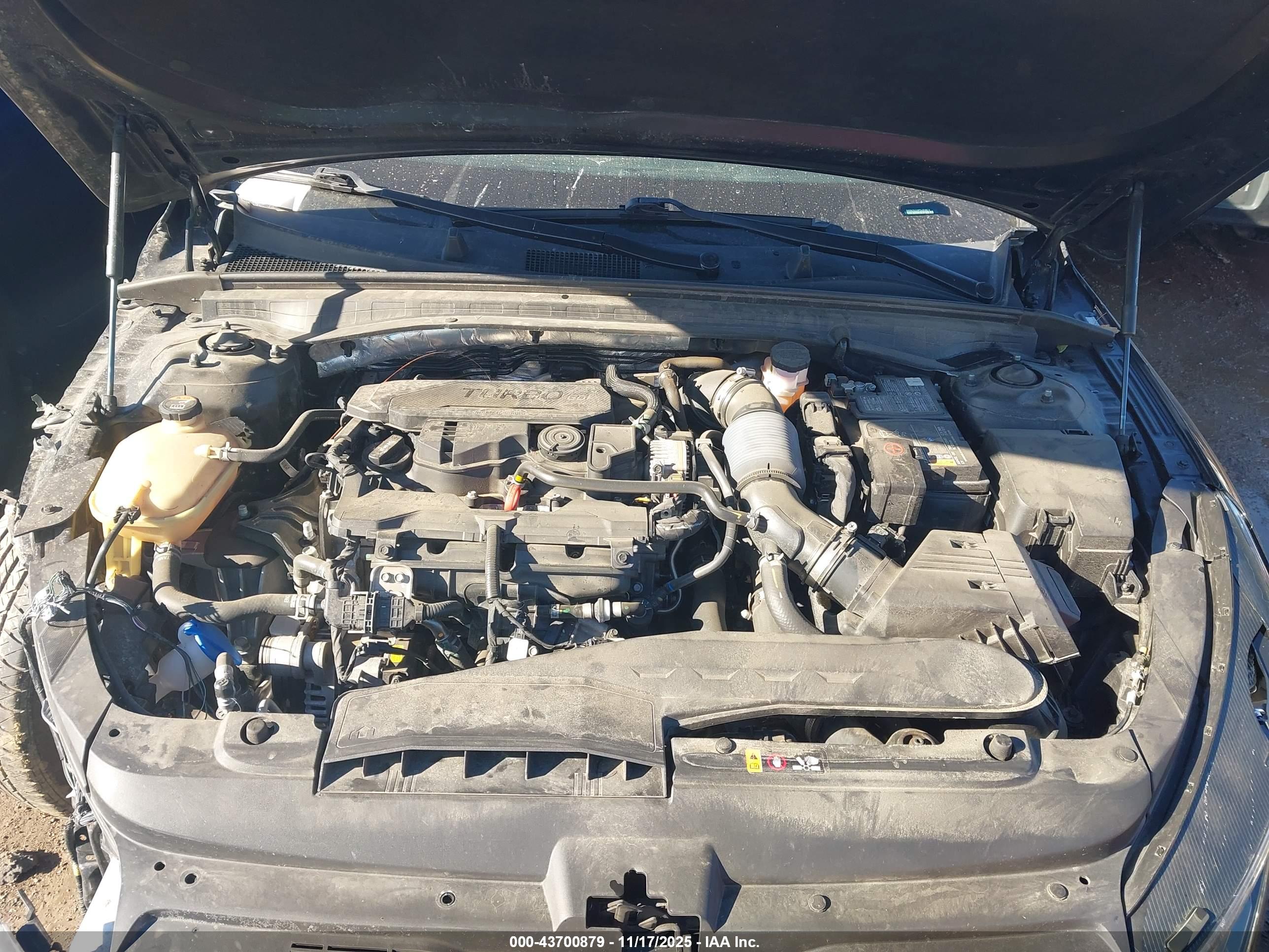 KIA K5 image 10