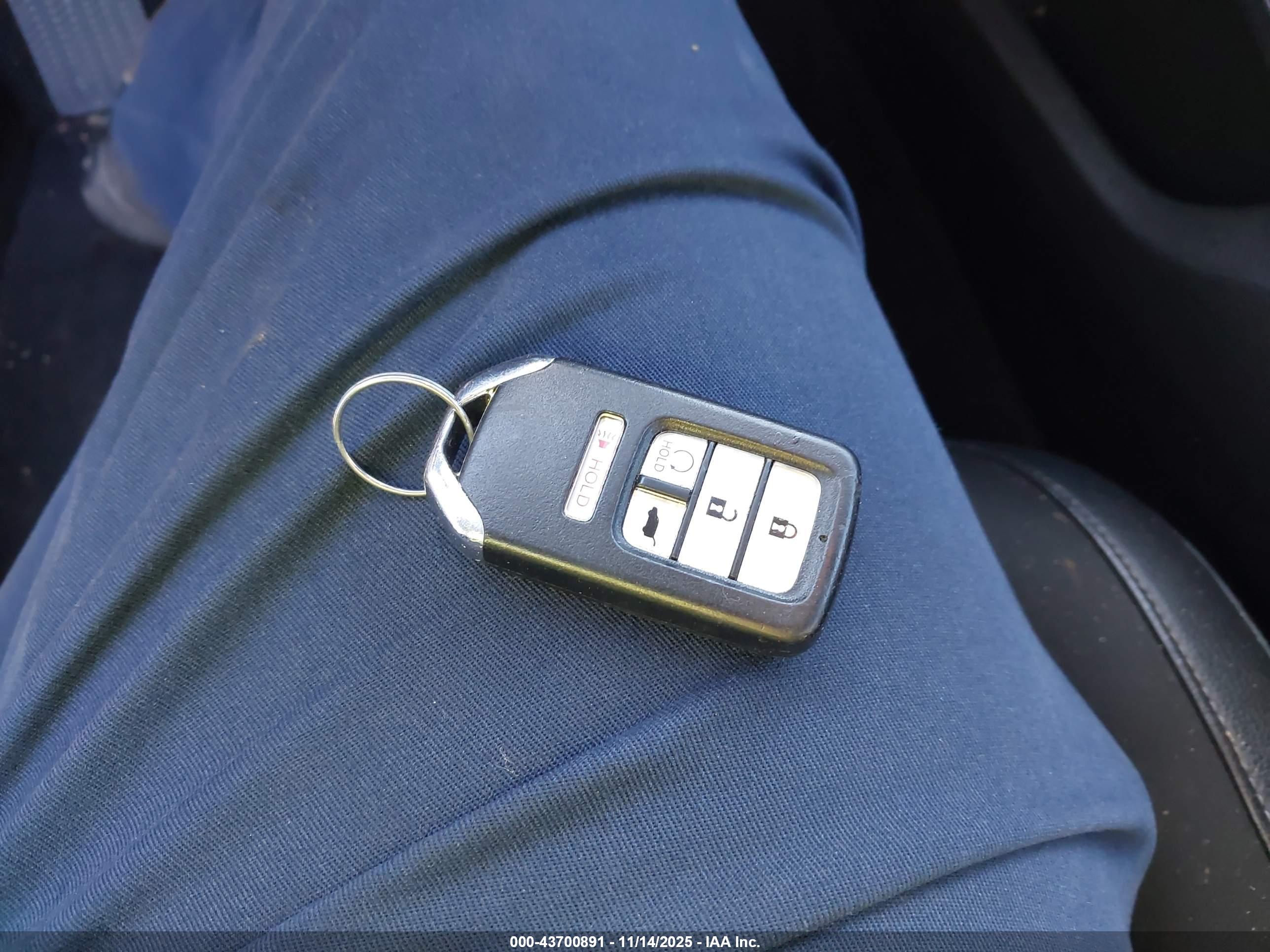 HONDA CIVIC image 11