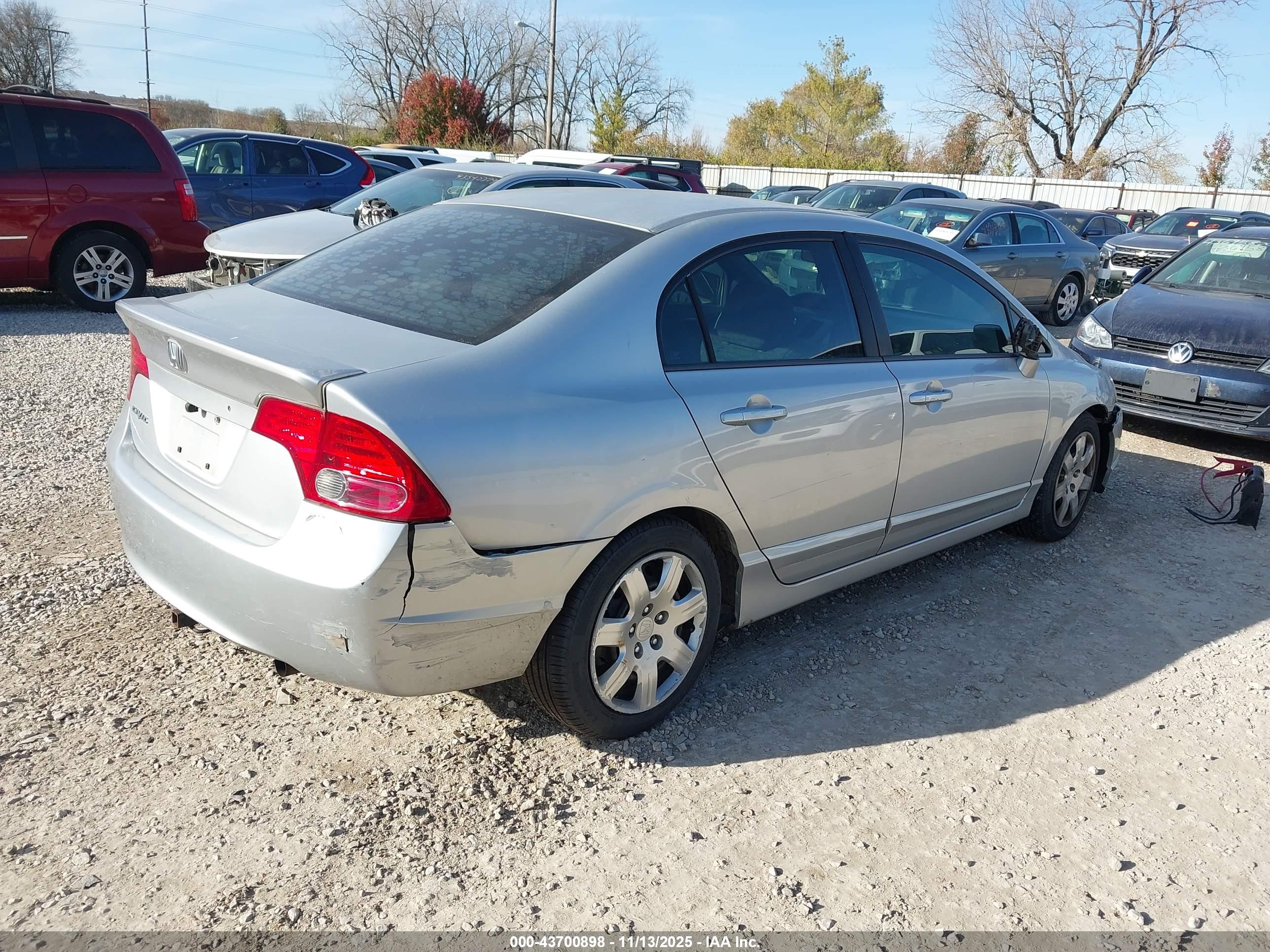 HONDA CIVIC image 4
