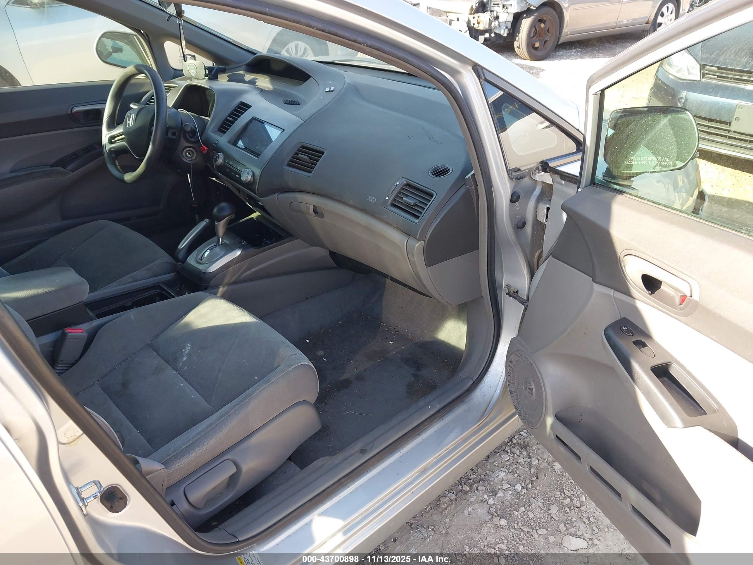 HONDA CIVIC image 5