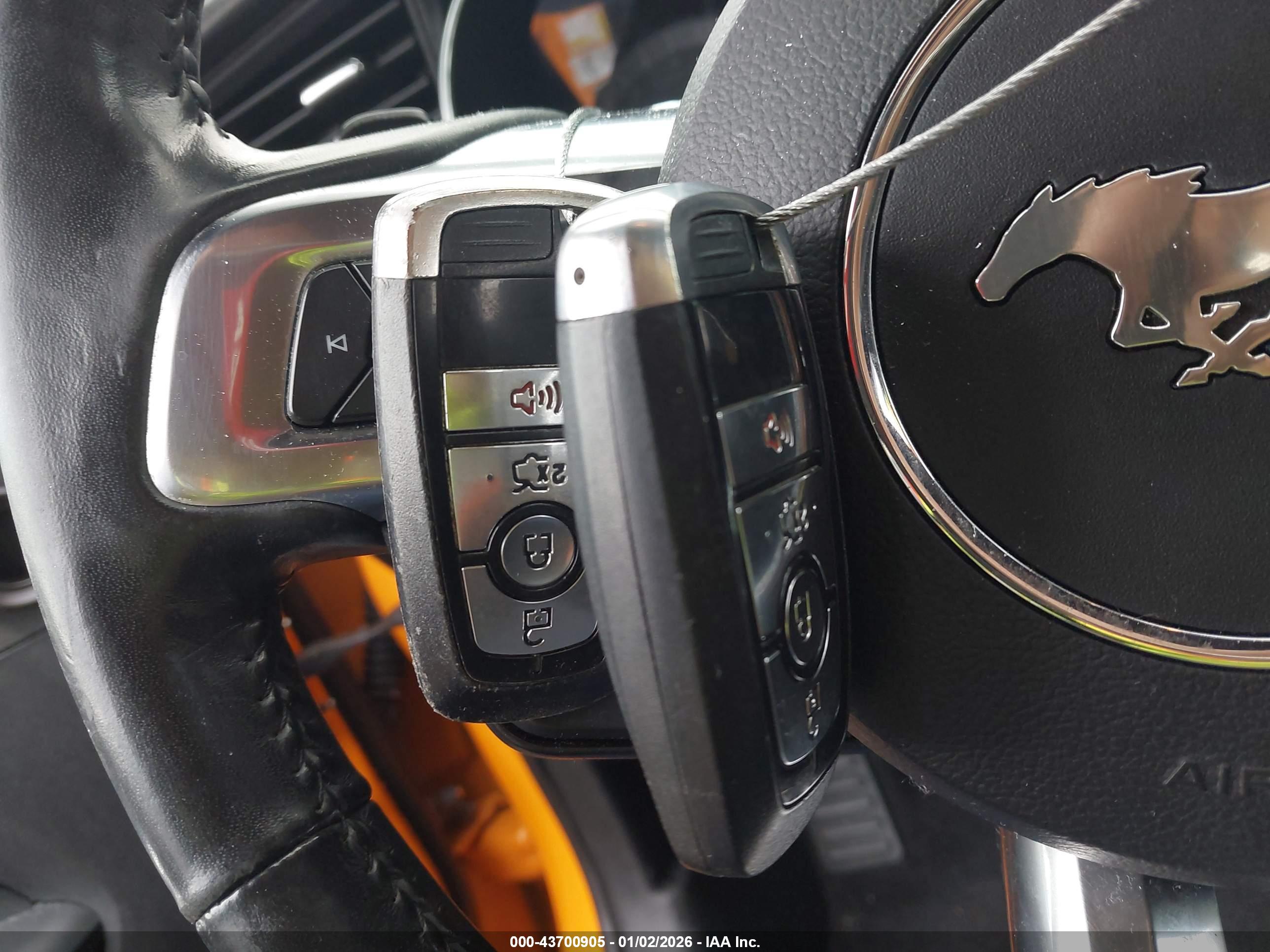 FORD MUSTANG image 11