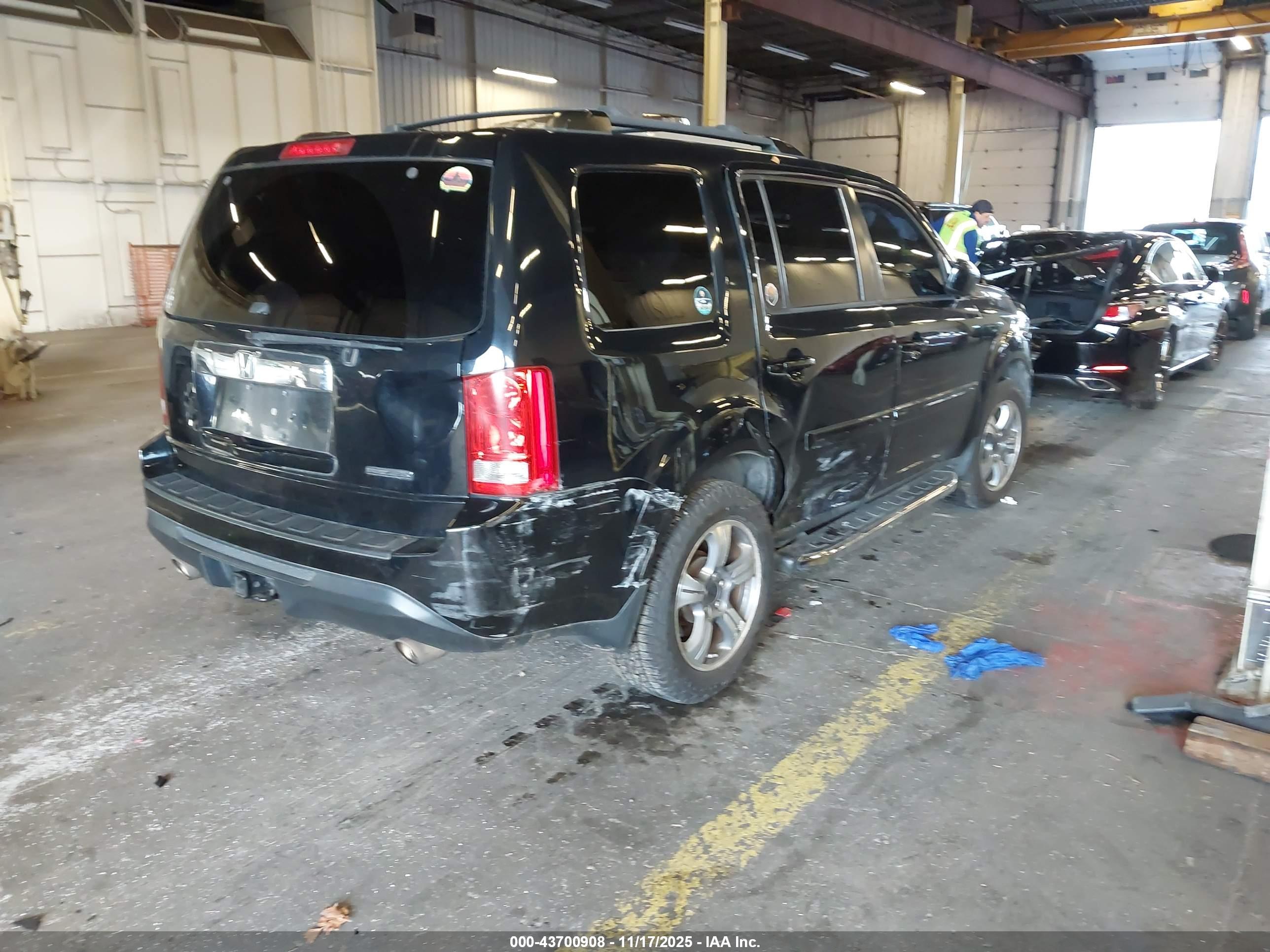 HONDA PILOT image 4