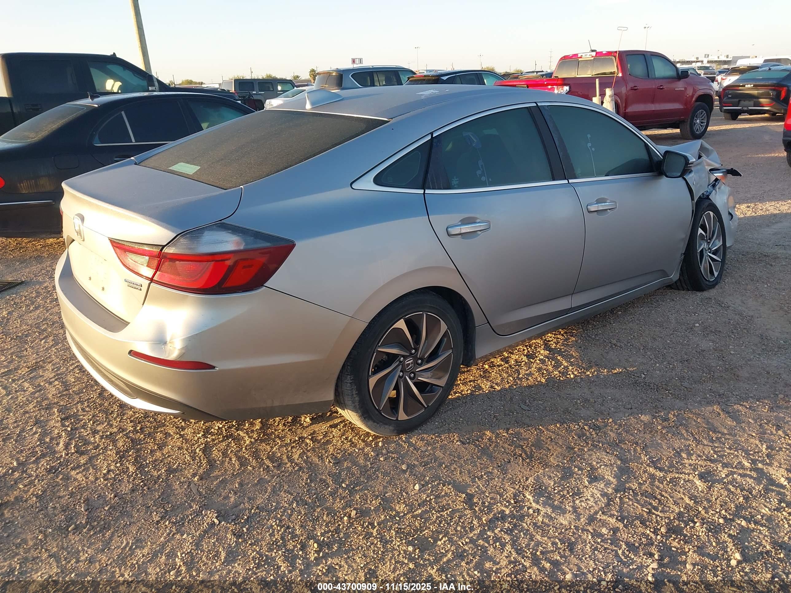 HONDA INSIGHT image 4