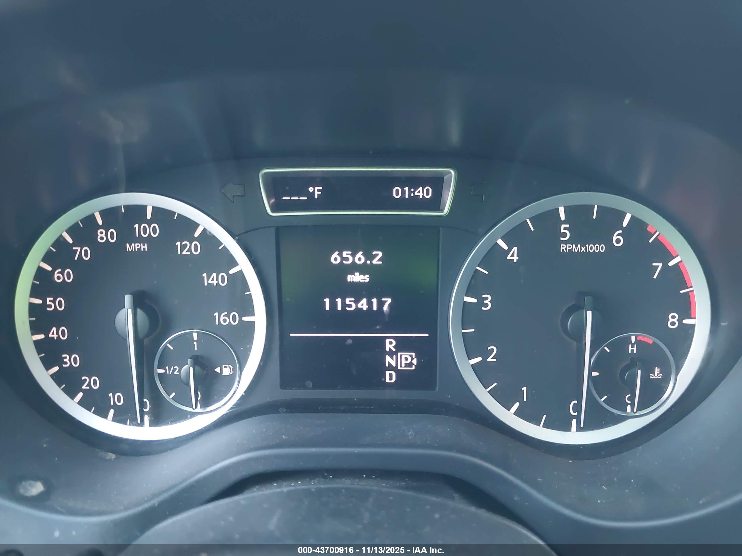 INFINITI QX30 image 7