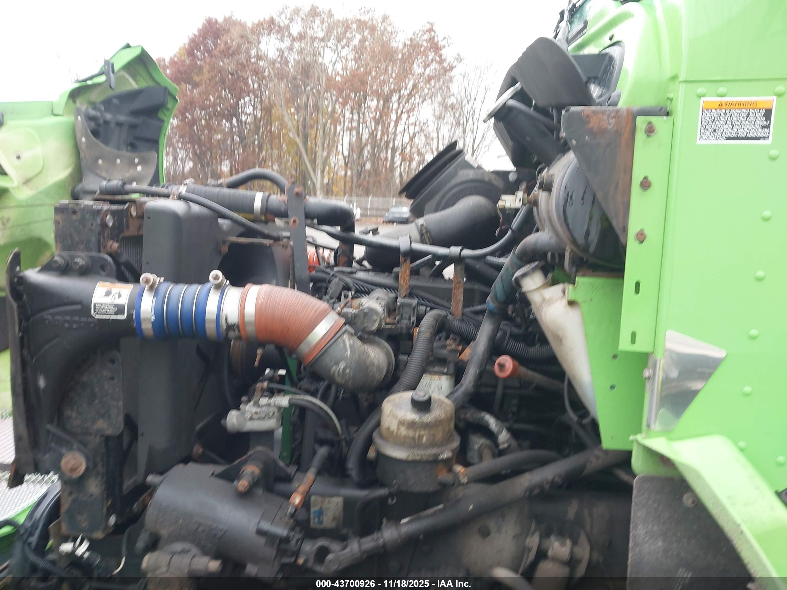 KENWORTH CONSTRUCTION image 10