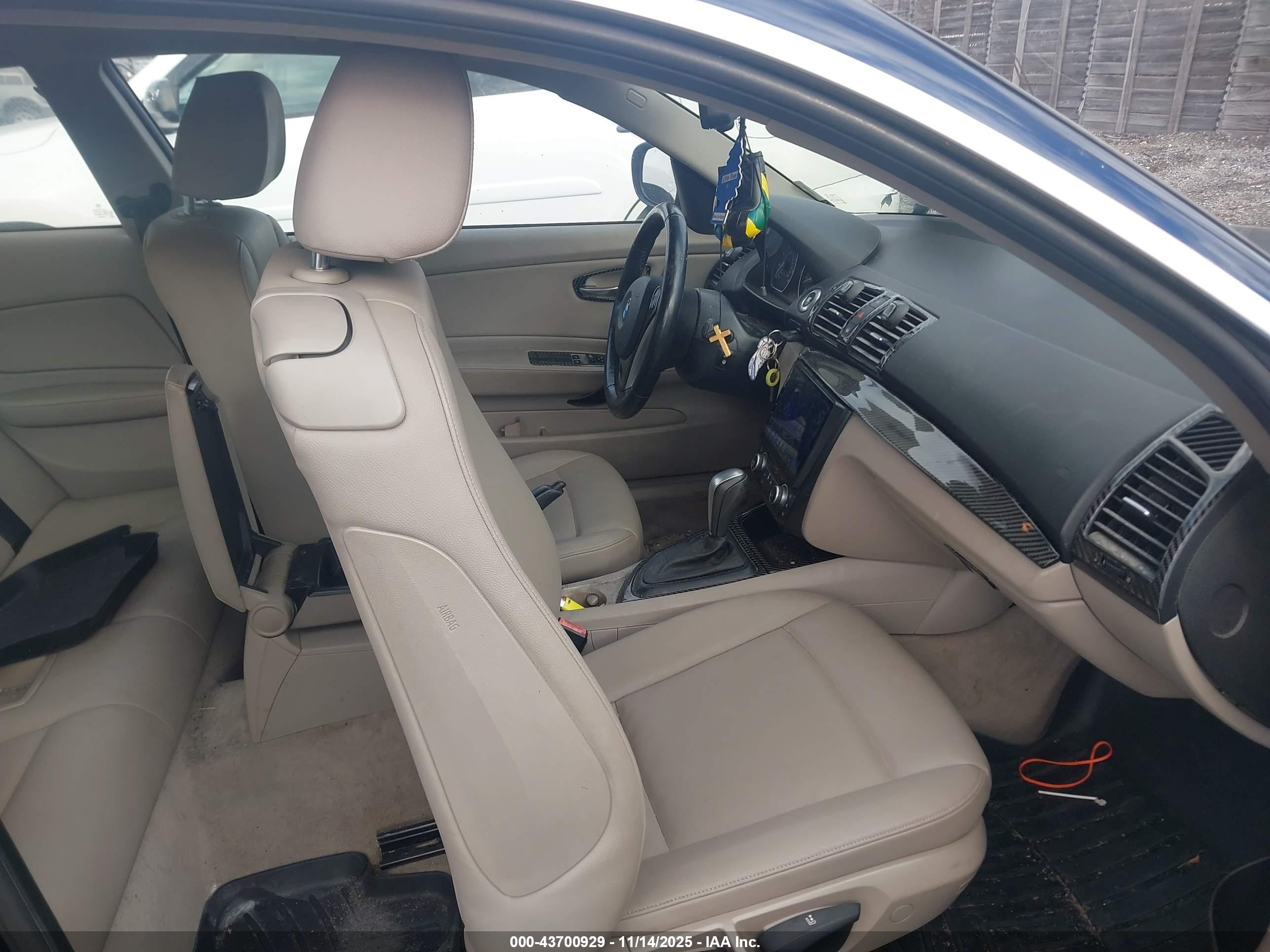 BMW 128I image 5