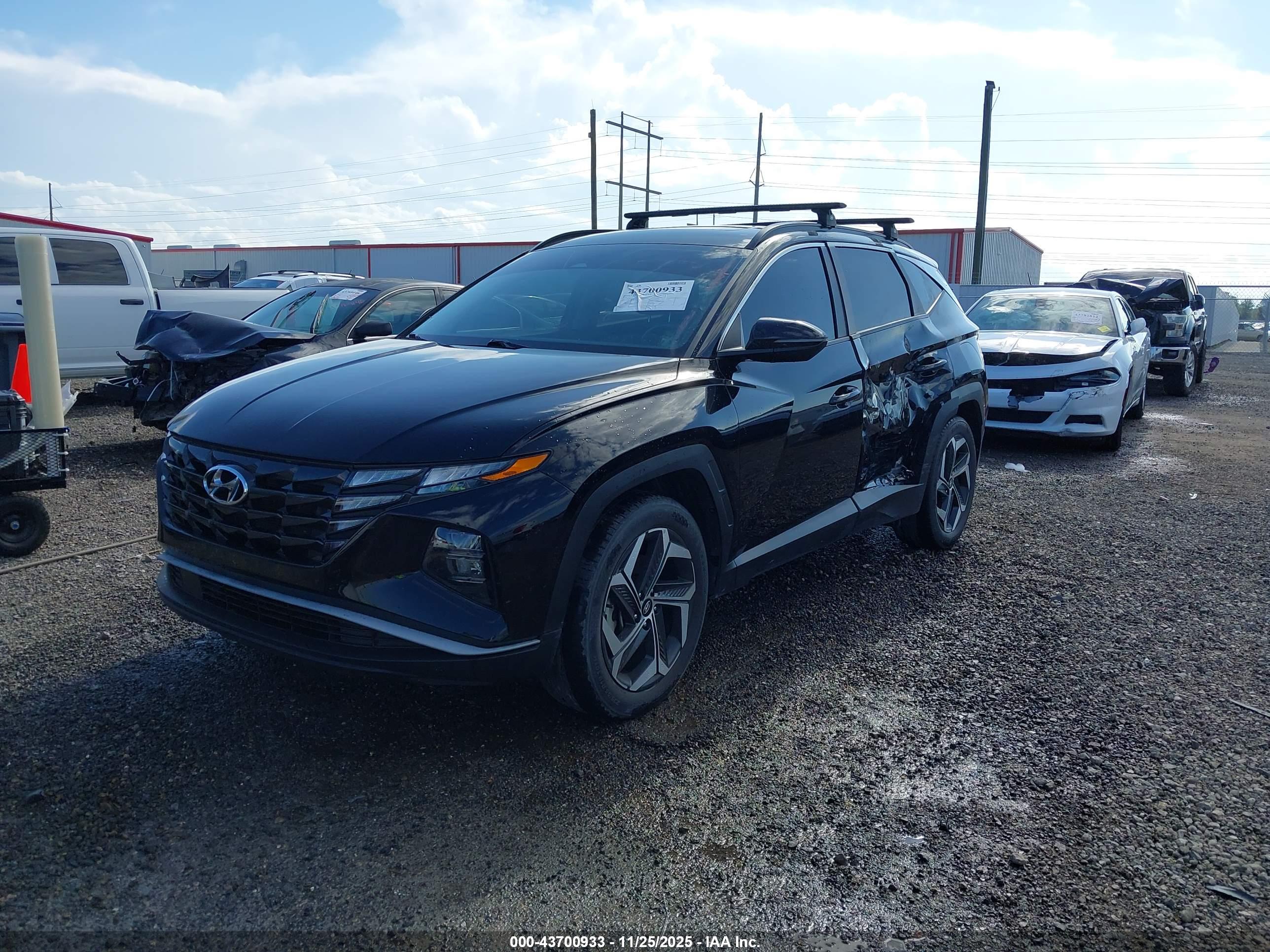 HYUNDAI TUCSON image 2