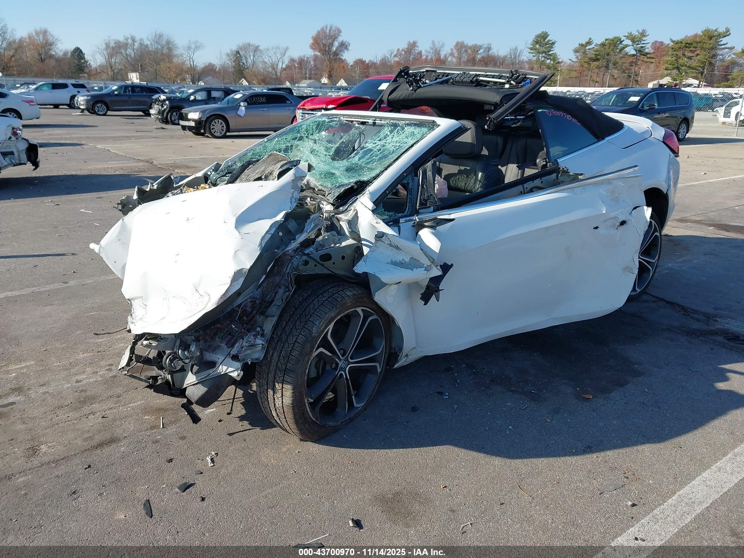 BUICK CASCADA image 2