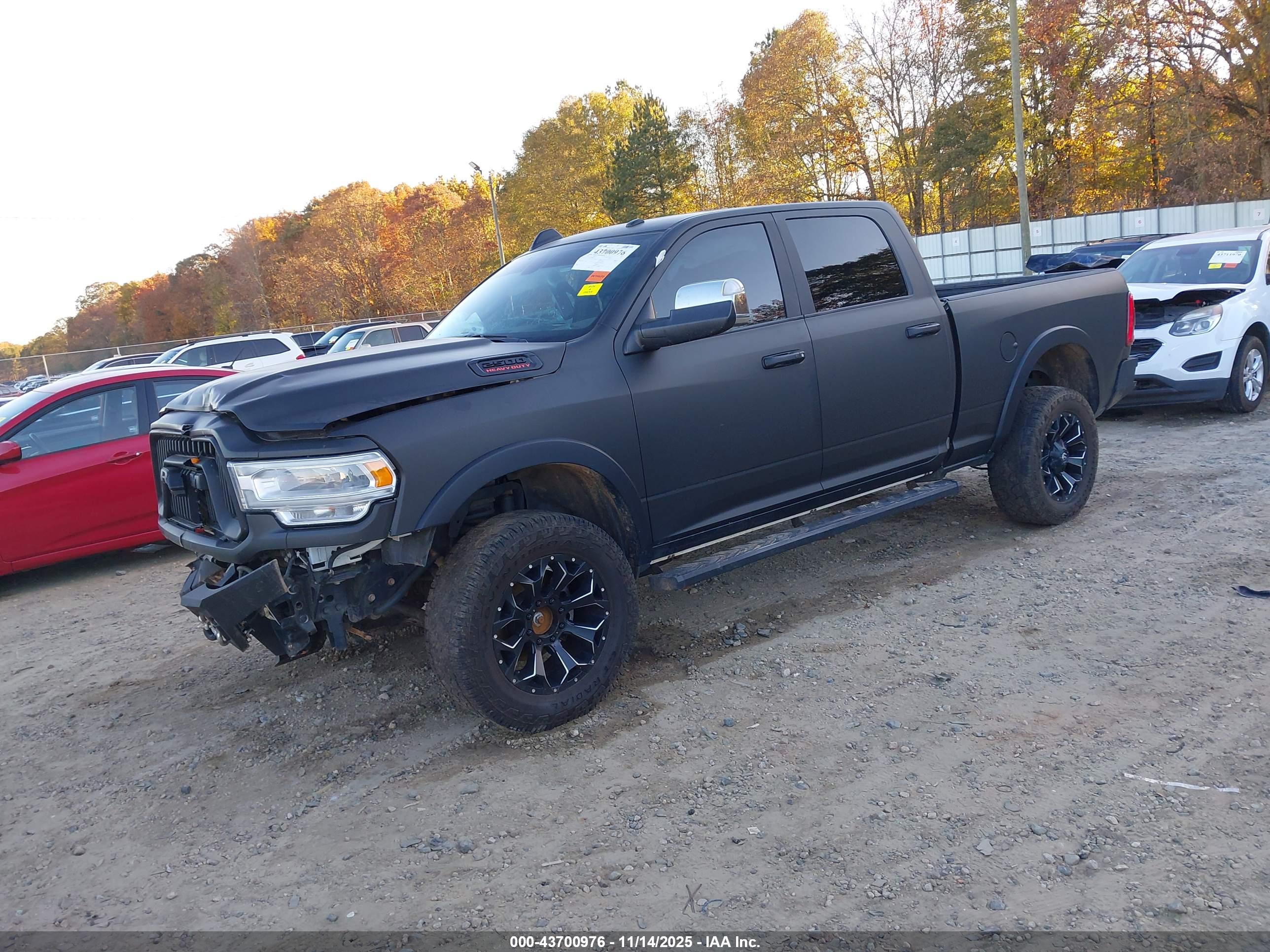 RAM 2500 image 2