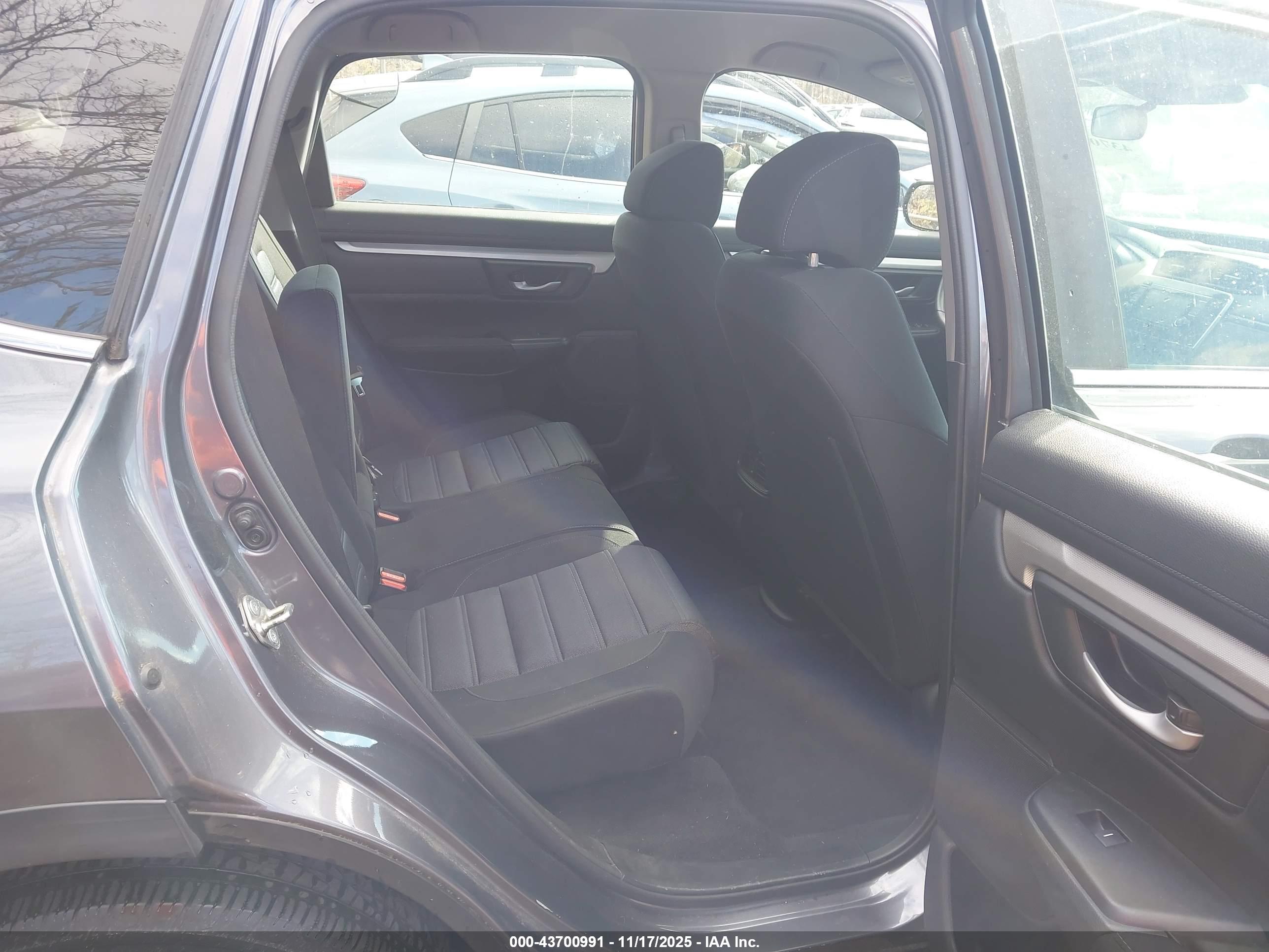 HONDA CR-V image 8