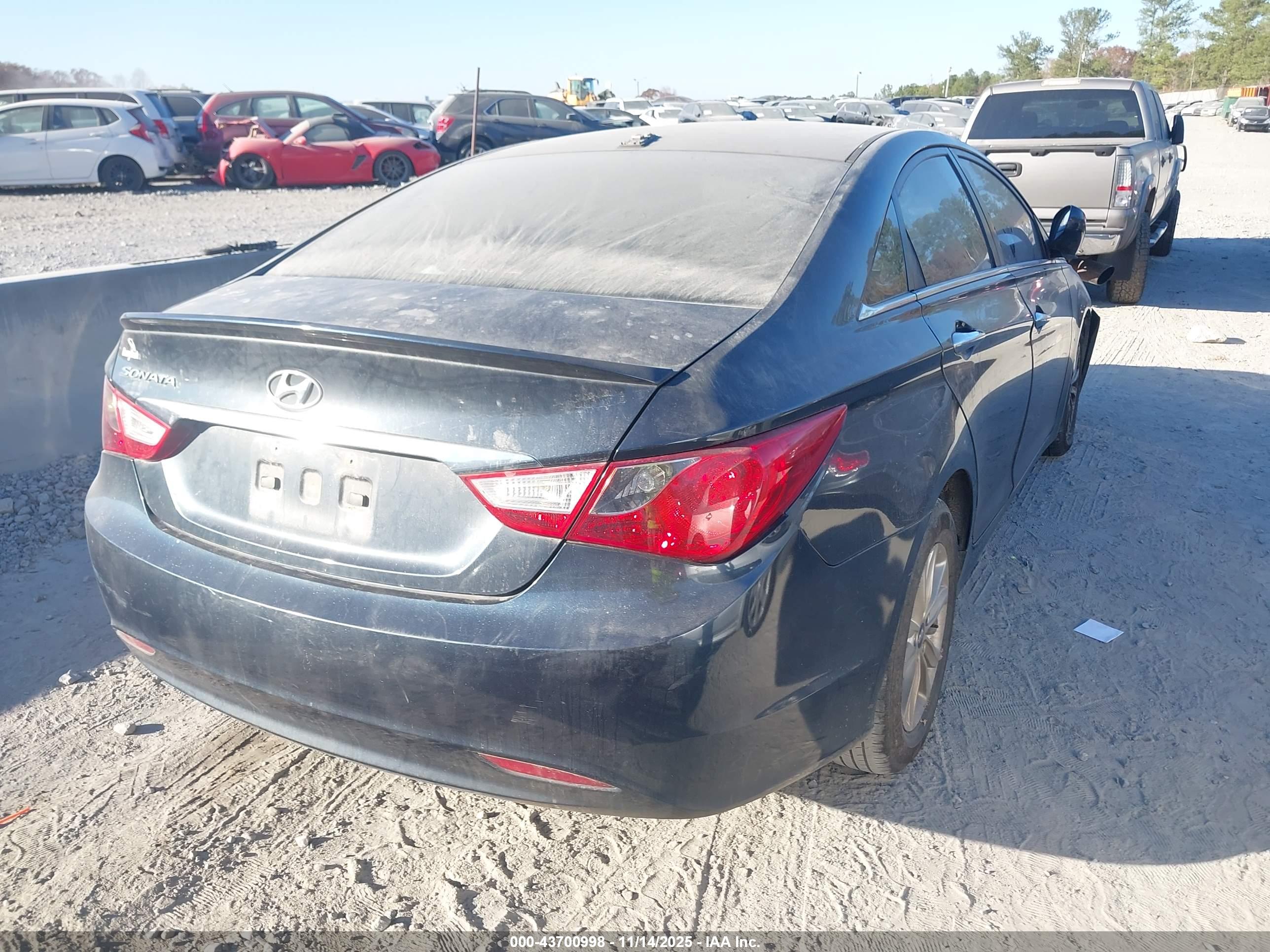 HYUNDAI SONATA image 4
