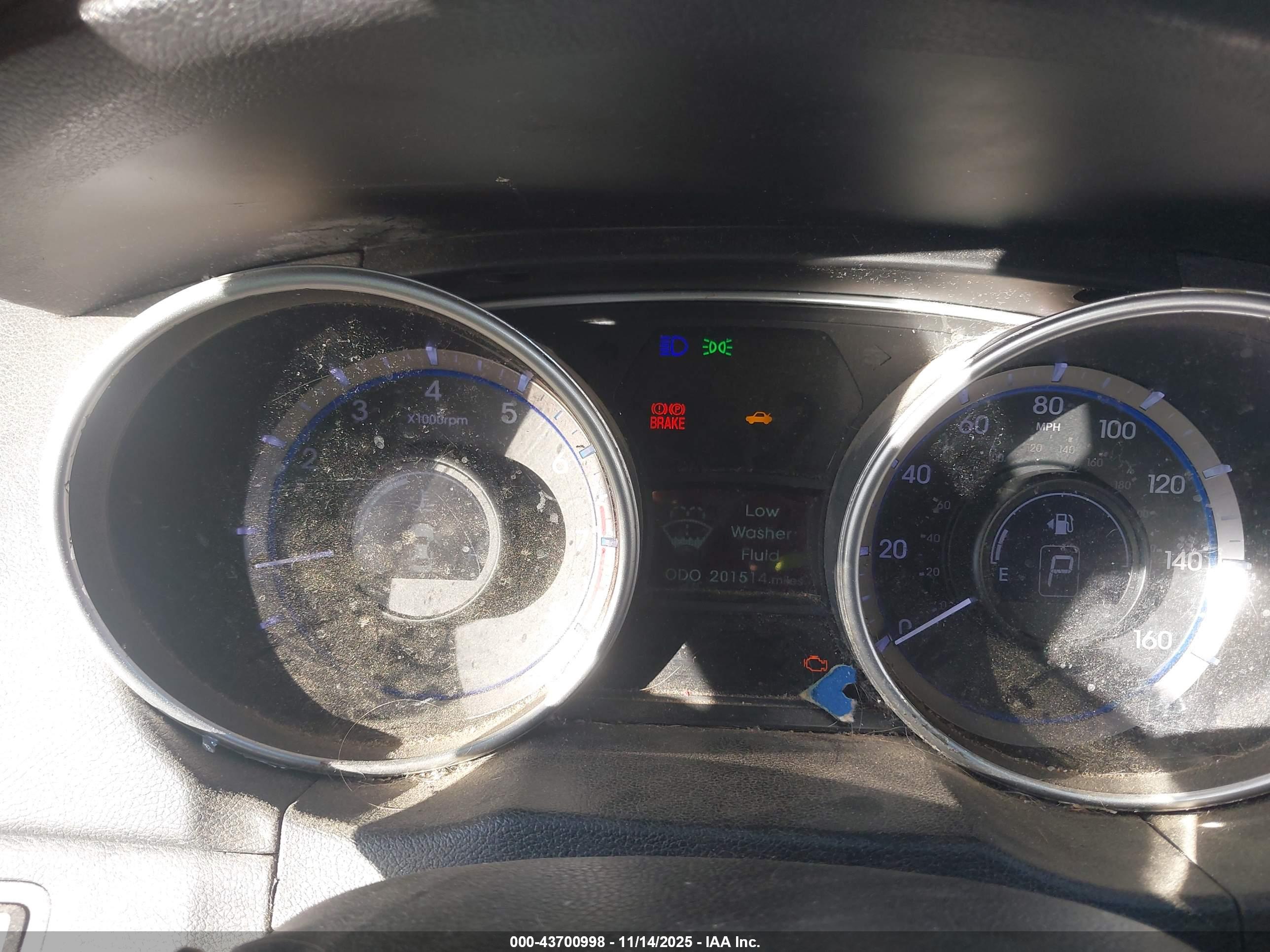 HYUNDAI SONATA image 7